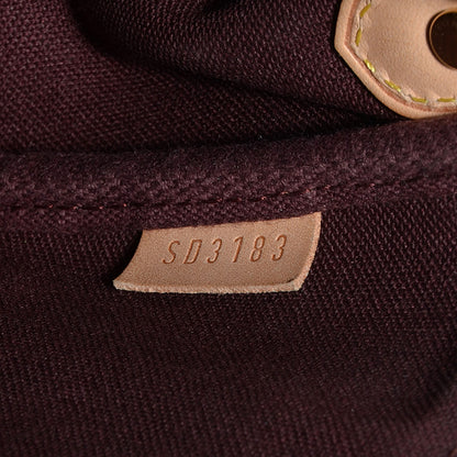 Louis Vuitton Monogram Favorite PM 8 of 8