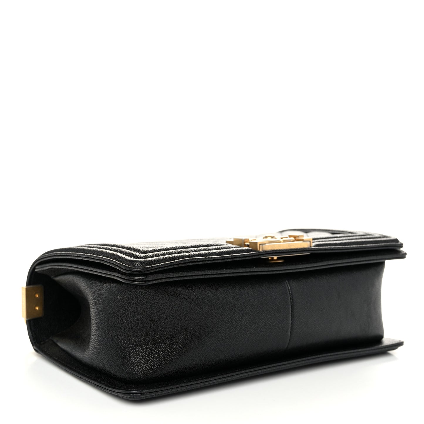 Caviar Chevron Quilted Medium Boy Flap Black