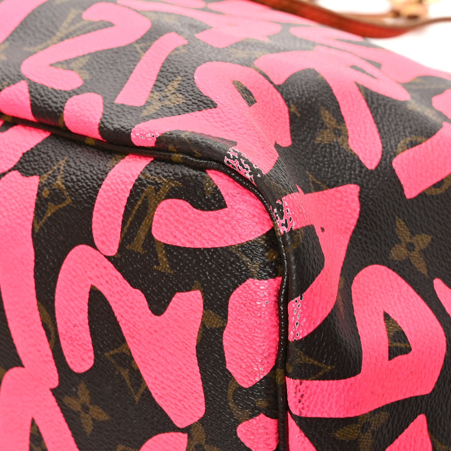 Monogram Graffiti Neverfull GM Fuchsia