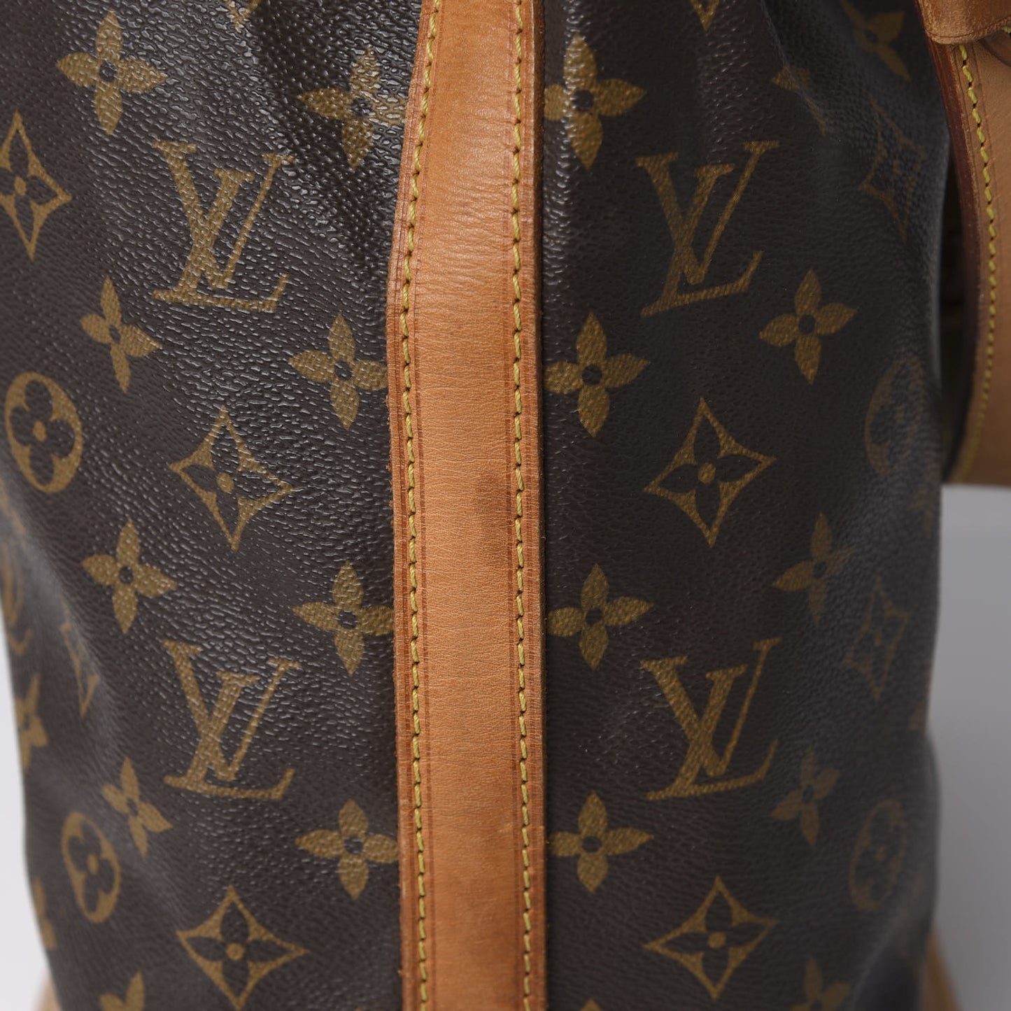 Monogram Noe
