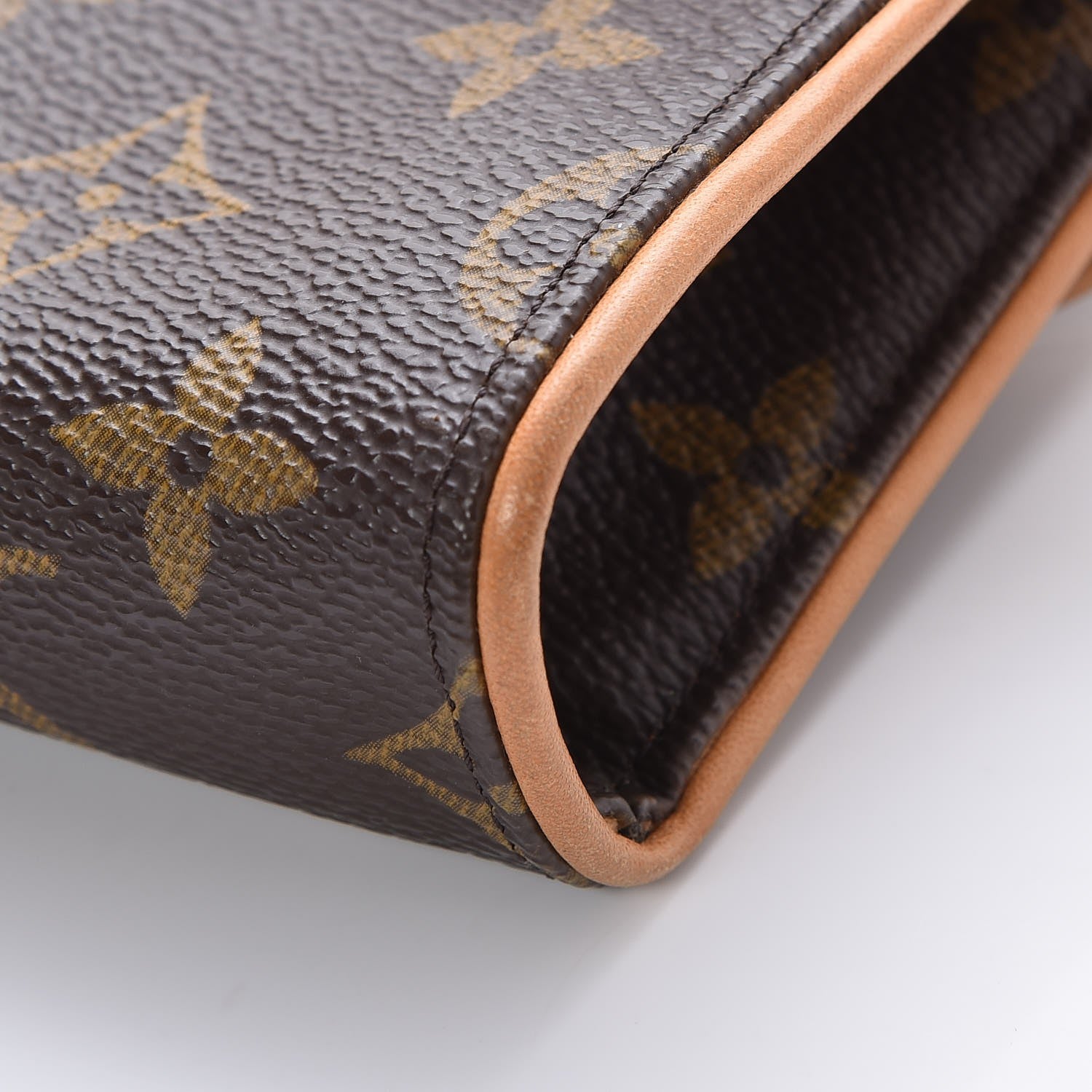 Louis Vuitton Monogram Pochette Florentine L 12 of 12