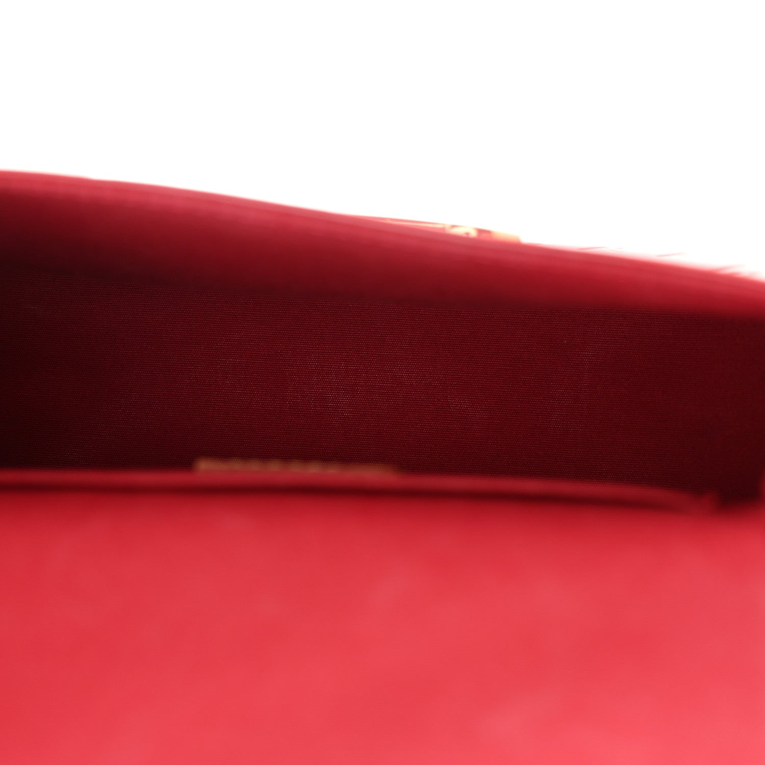 Louis Vuitton Vernis Bellflower PM Pomme D'Amour 5 of 11