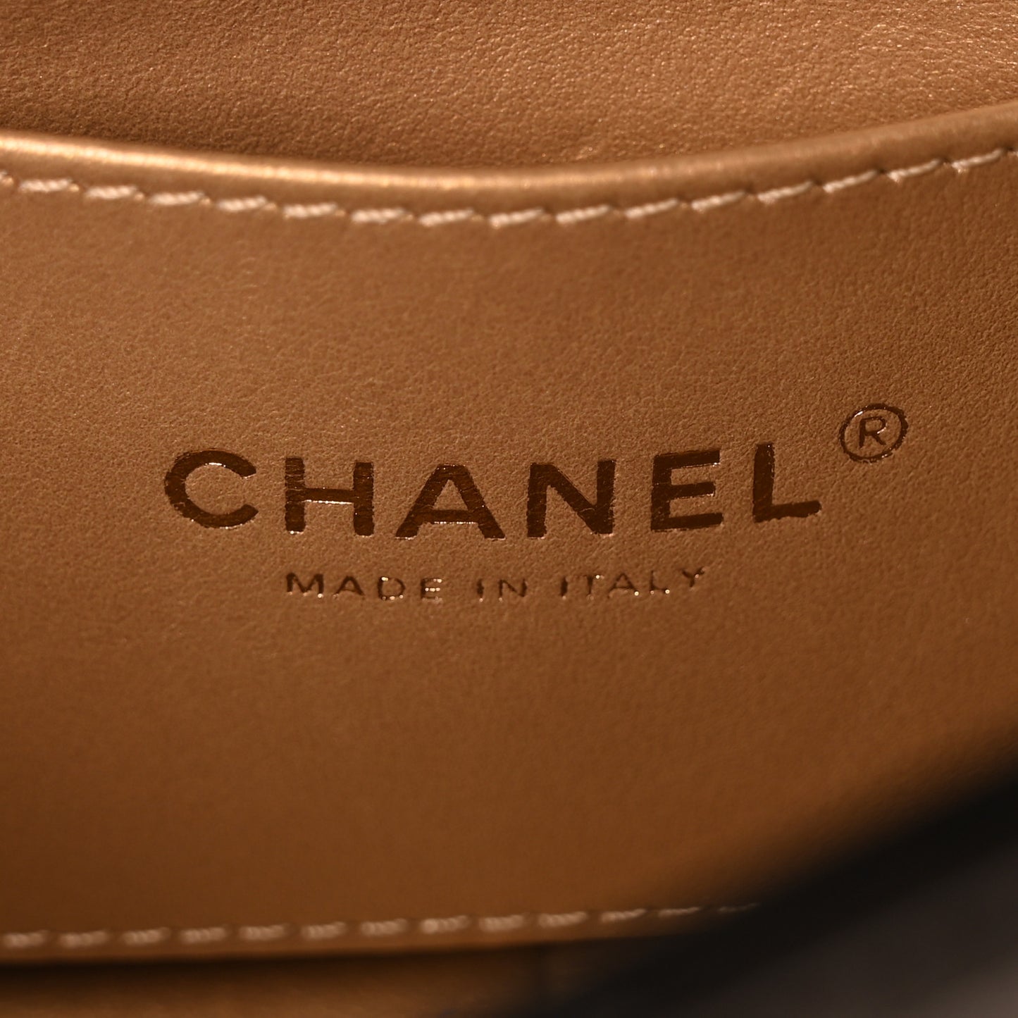 Shiny Lambskin Quilted Mini Pearl Logo Flap Black