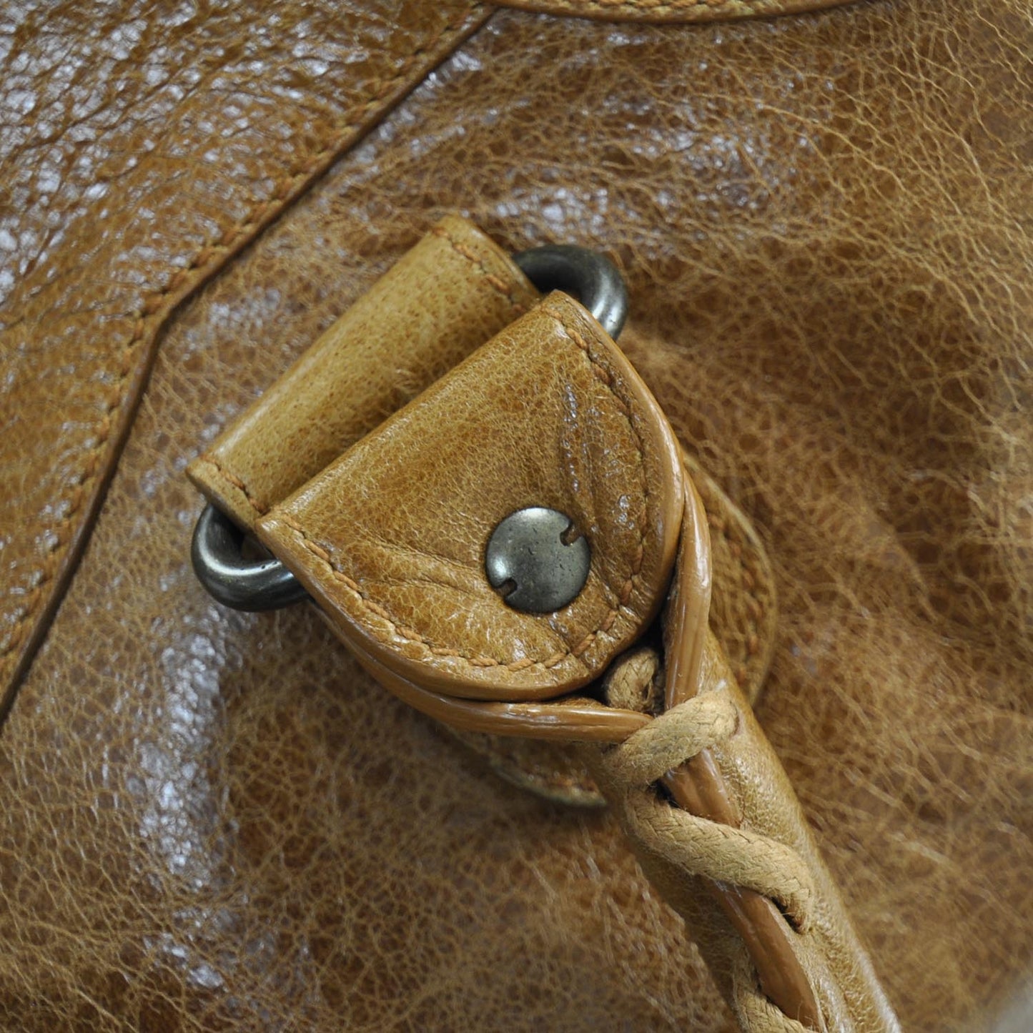 Chevre Afternoon Tote Caramel