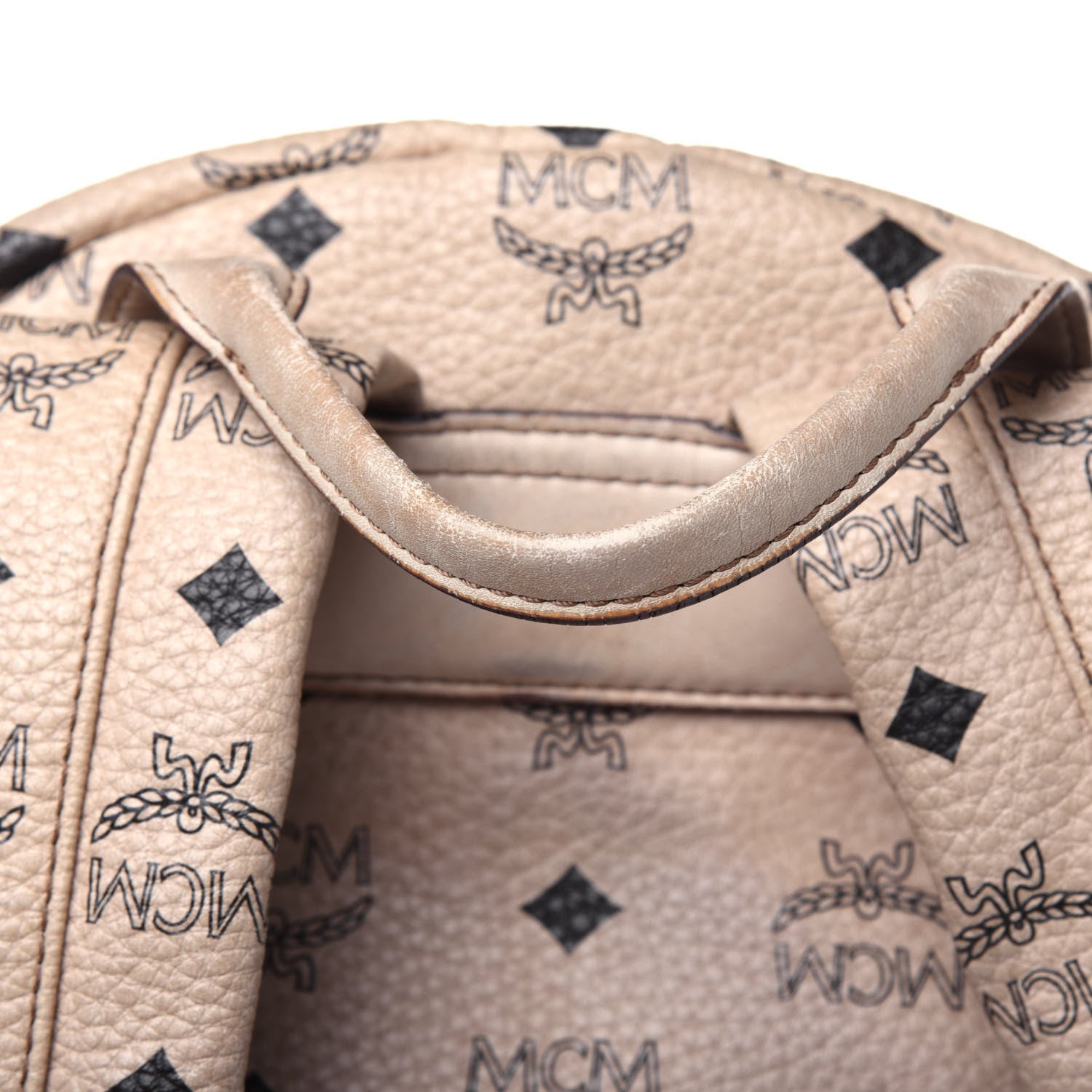 MCM Visetos Medium Sprinkle Stud Stark Backpack Beige 23 of 32