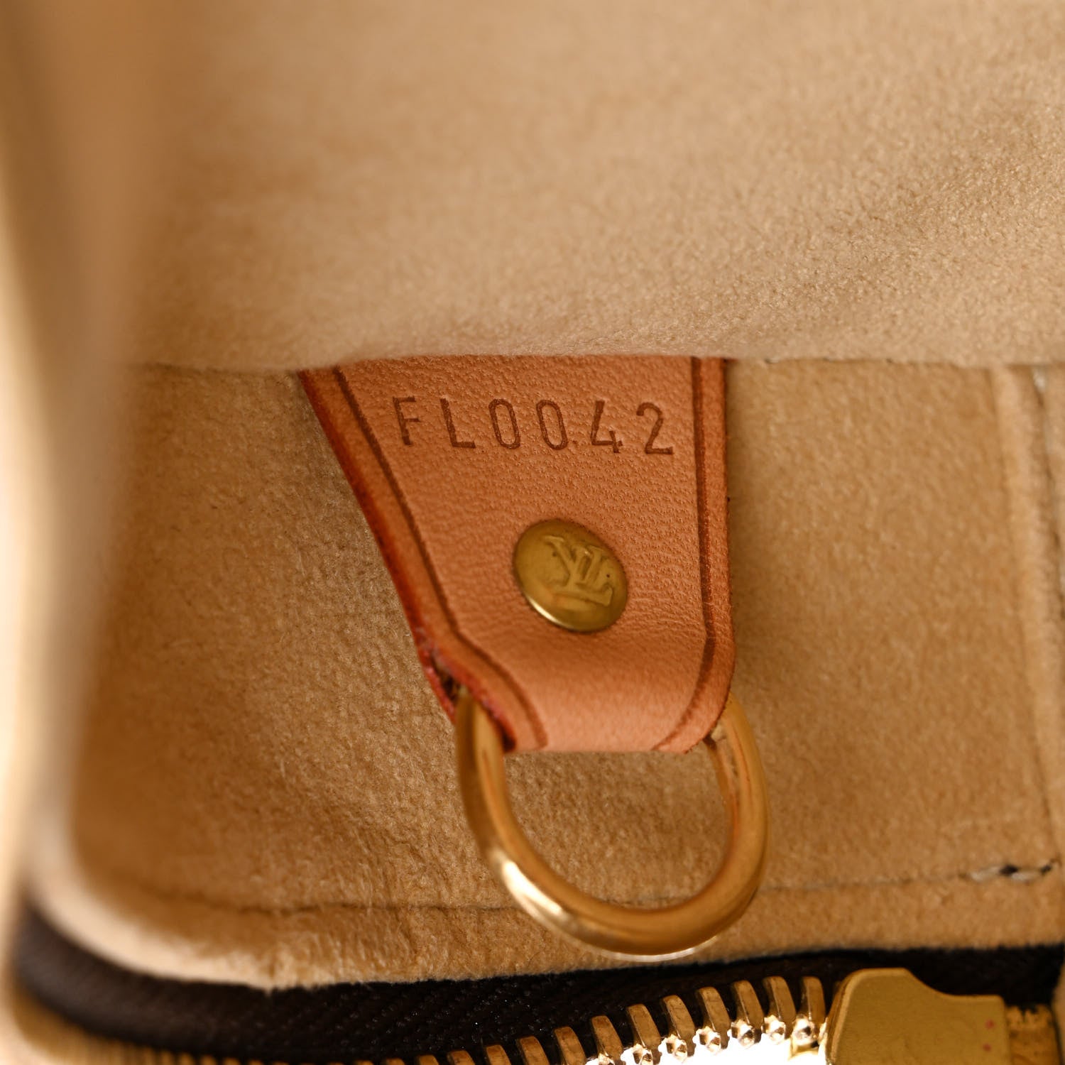 Louis Vuitton Monogram Cite GM 8 of 11
