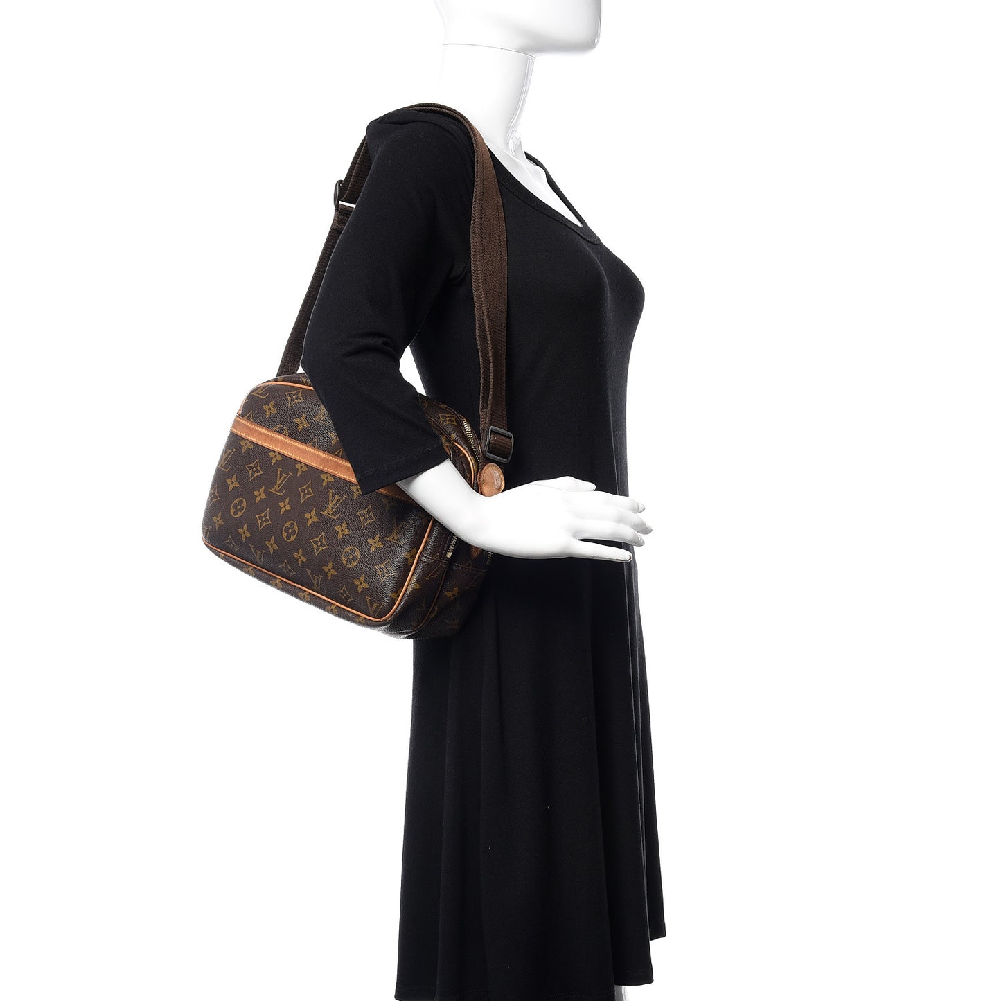 Monogram Reporter PM