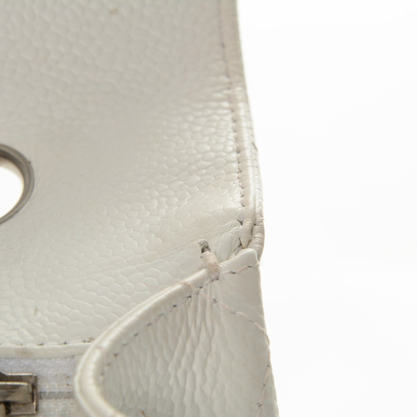 Caviar Quilted Jumbo Single Flap White