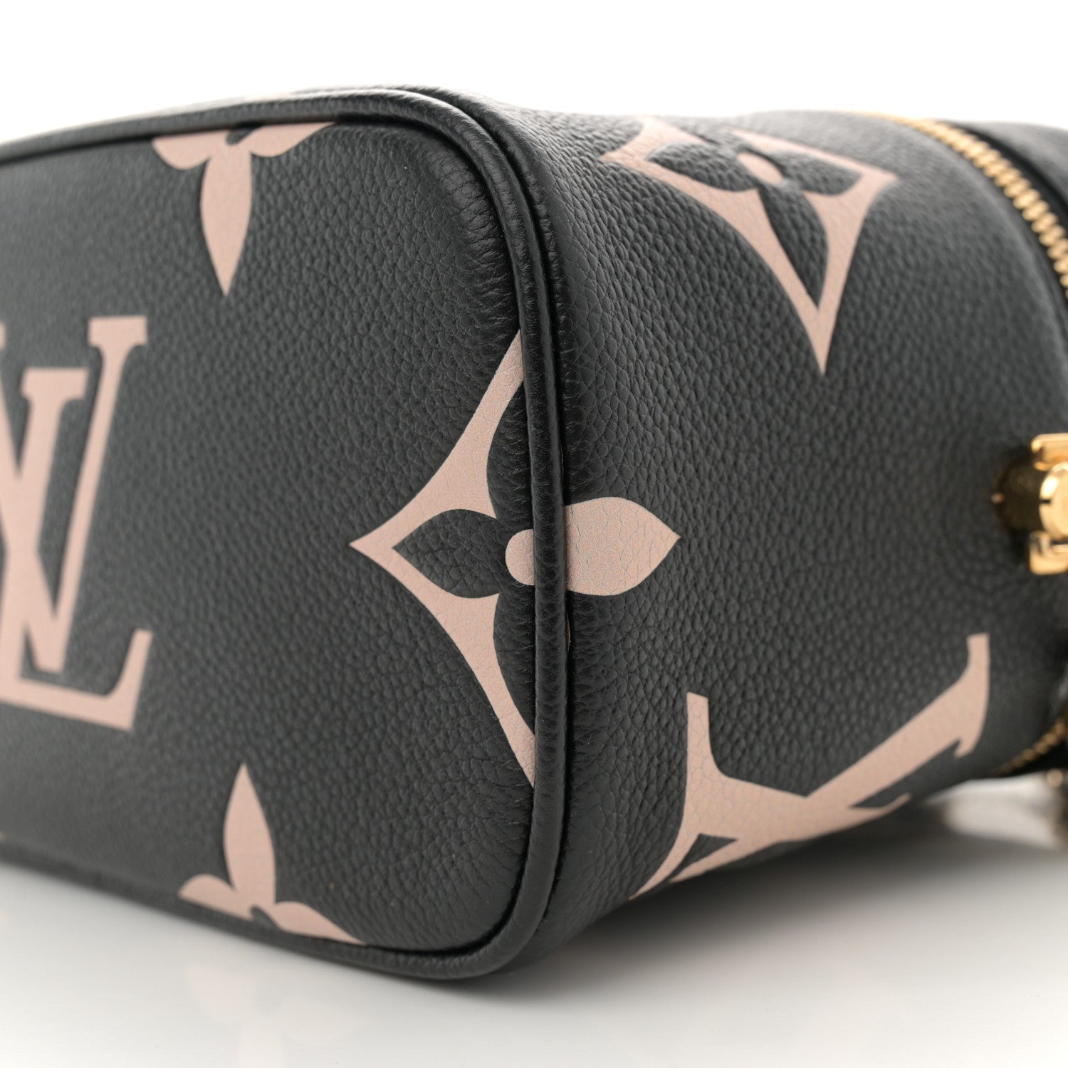 Louis Vuitton Empreinte Monogram Giant Vanity PM Black Beige 9 of 9