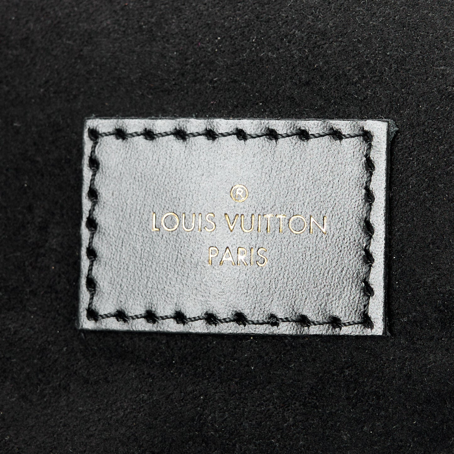 Reverse Monogram Pochette Metis