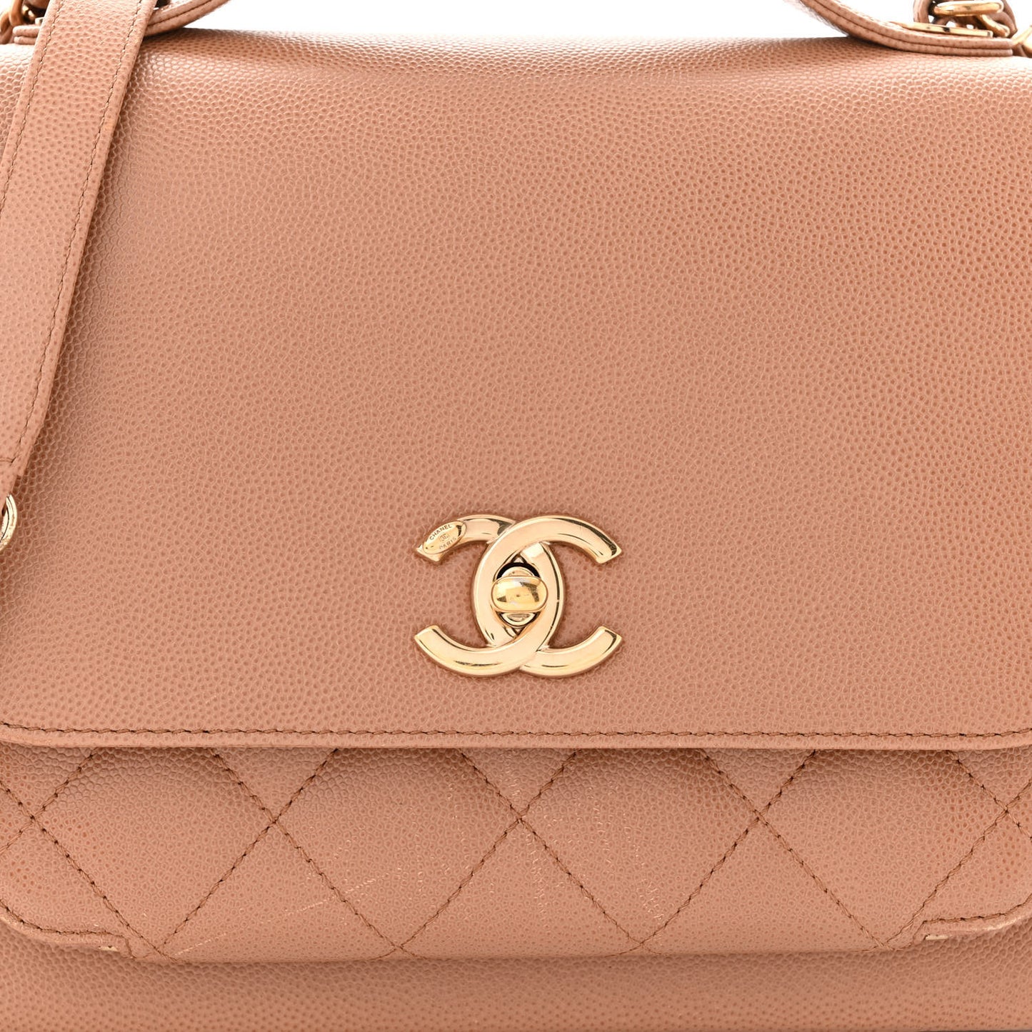 Caviar Quilted Medium Business Affinity Flap Beige