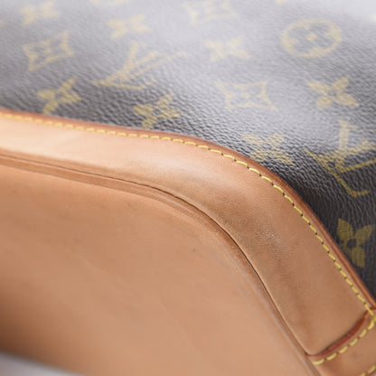 Louis Vuitton Monogram Alma PM 9 of 15