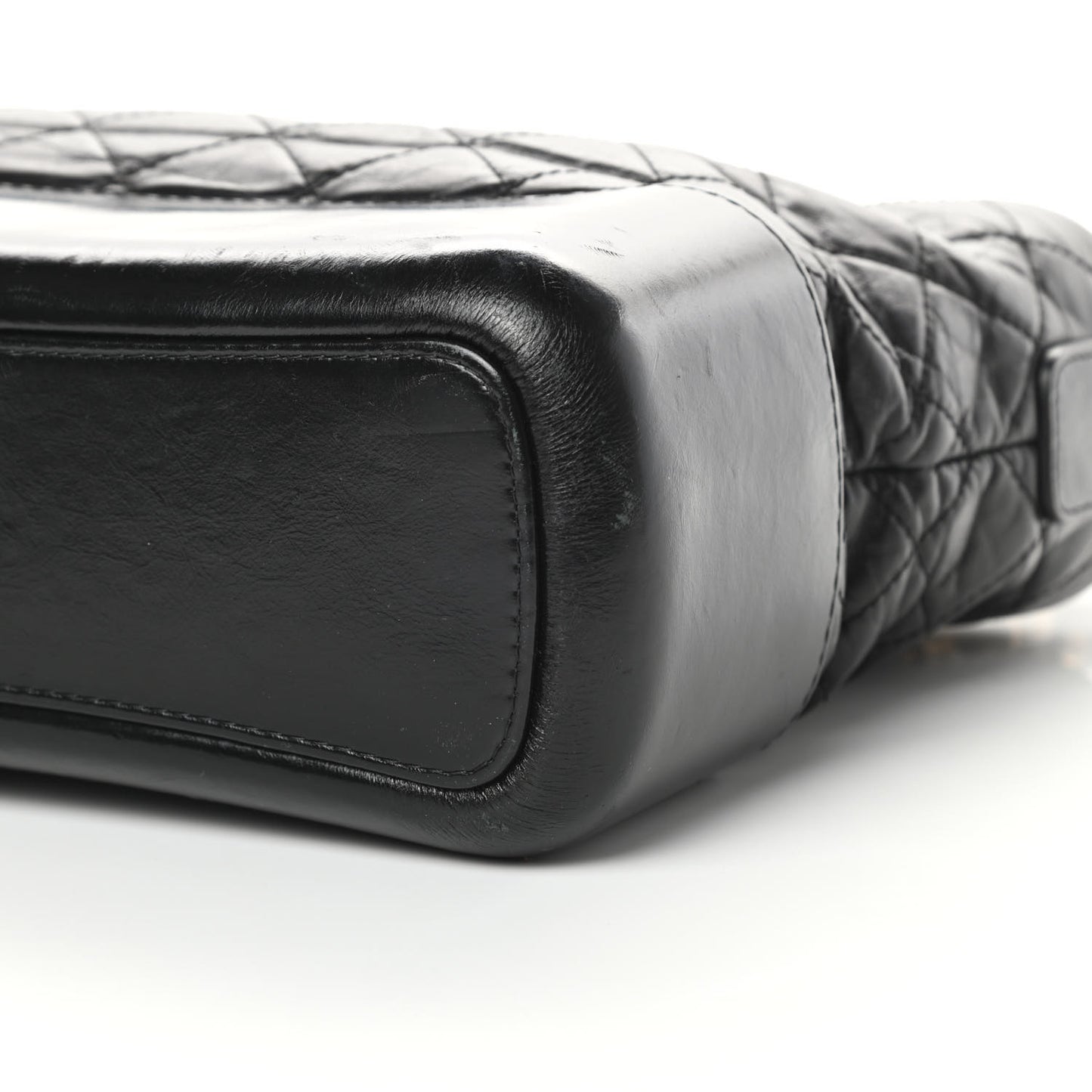 Aged Calfskin Quilted Medium Gabrielle Hobo Black