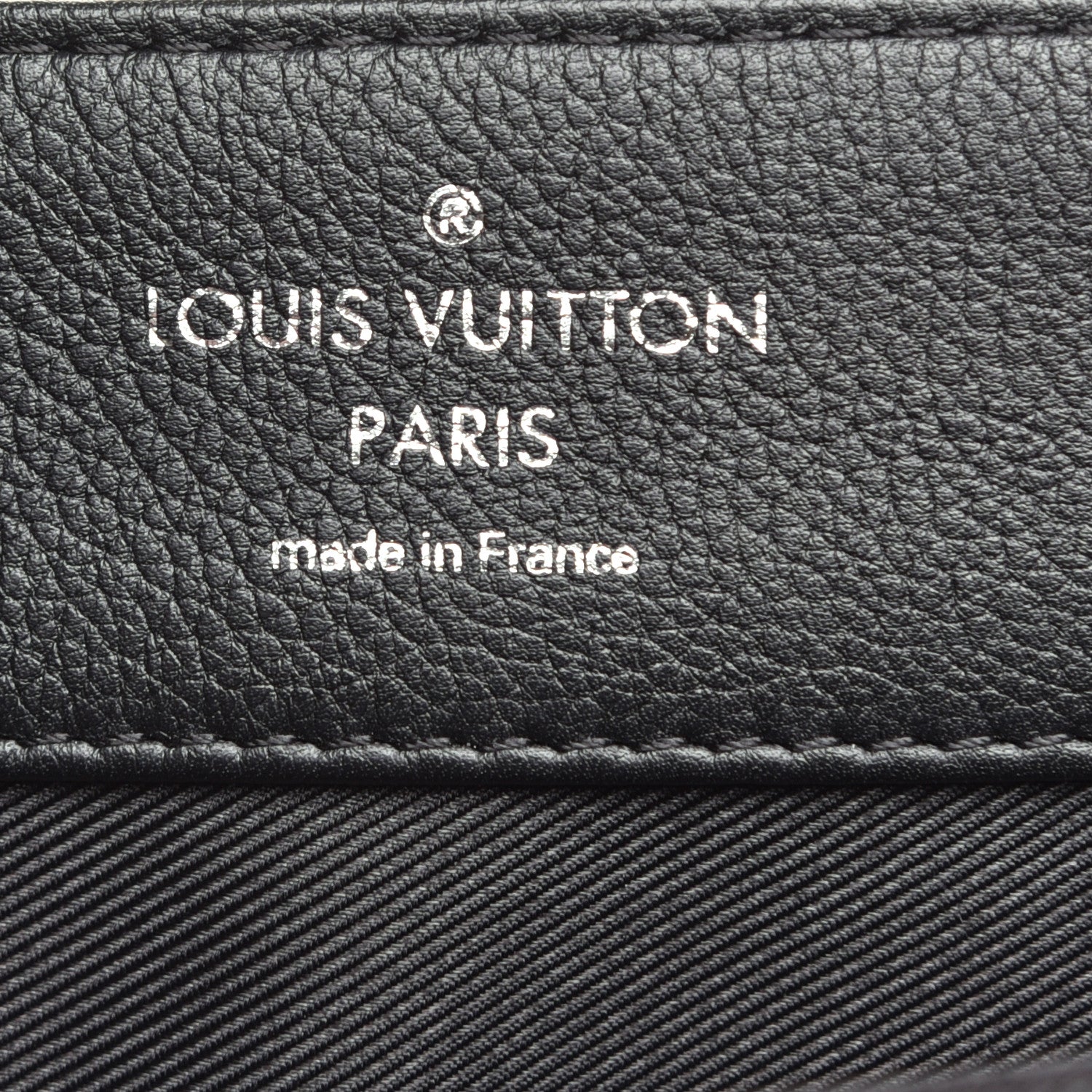Louis Vuitton Soft Calfskin Lockme II Top Handle Black 6 of 8