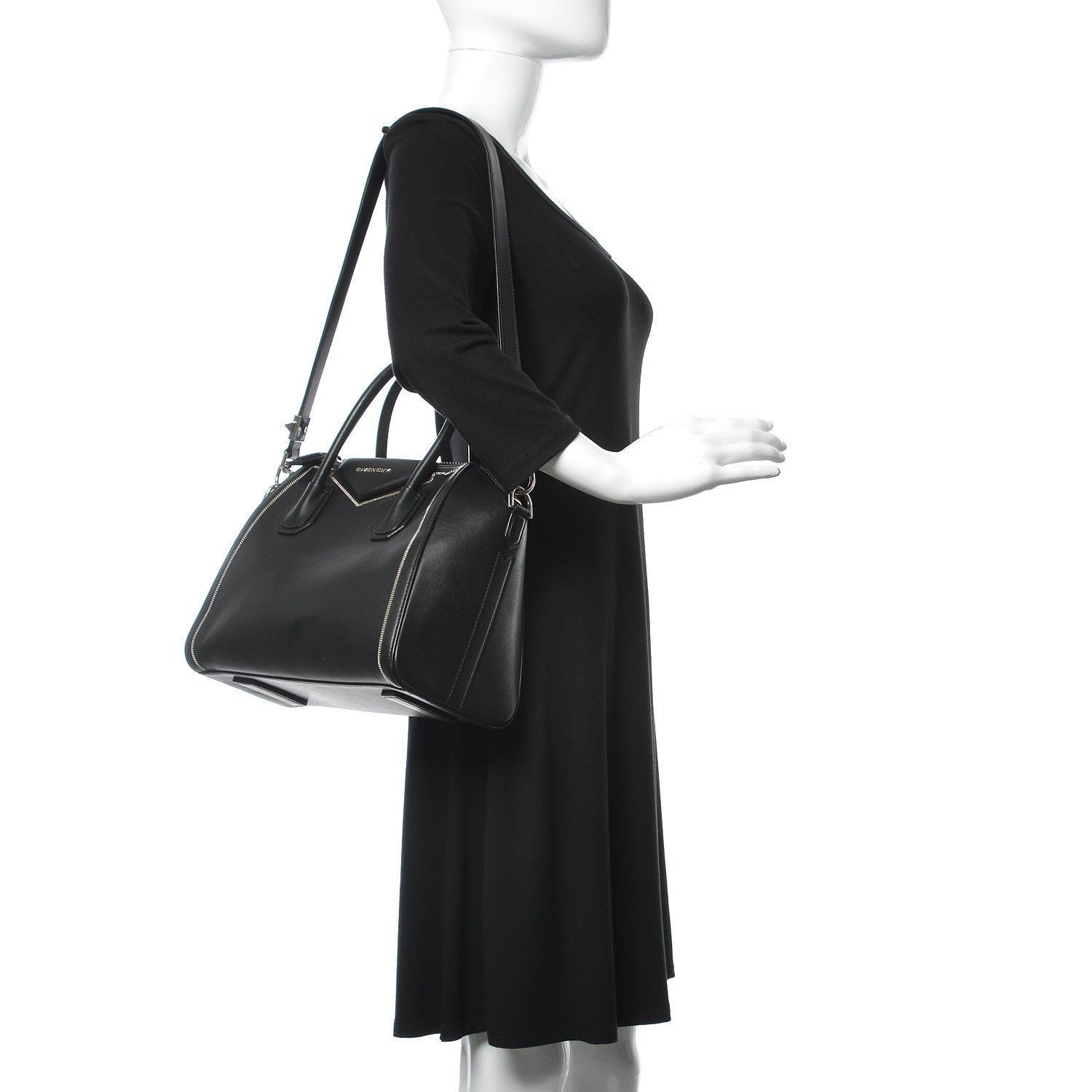 Givenchy Buffed Calfskin Small Chain Antigona Black 2 of 14