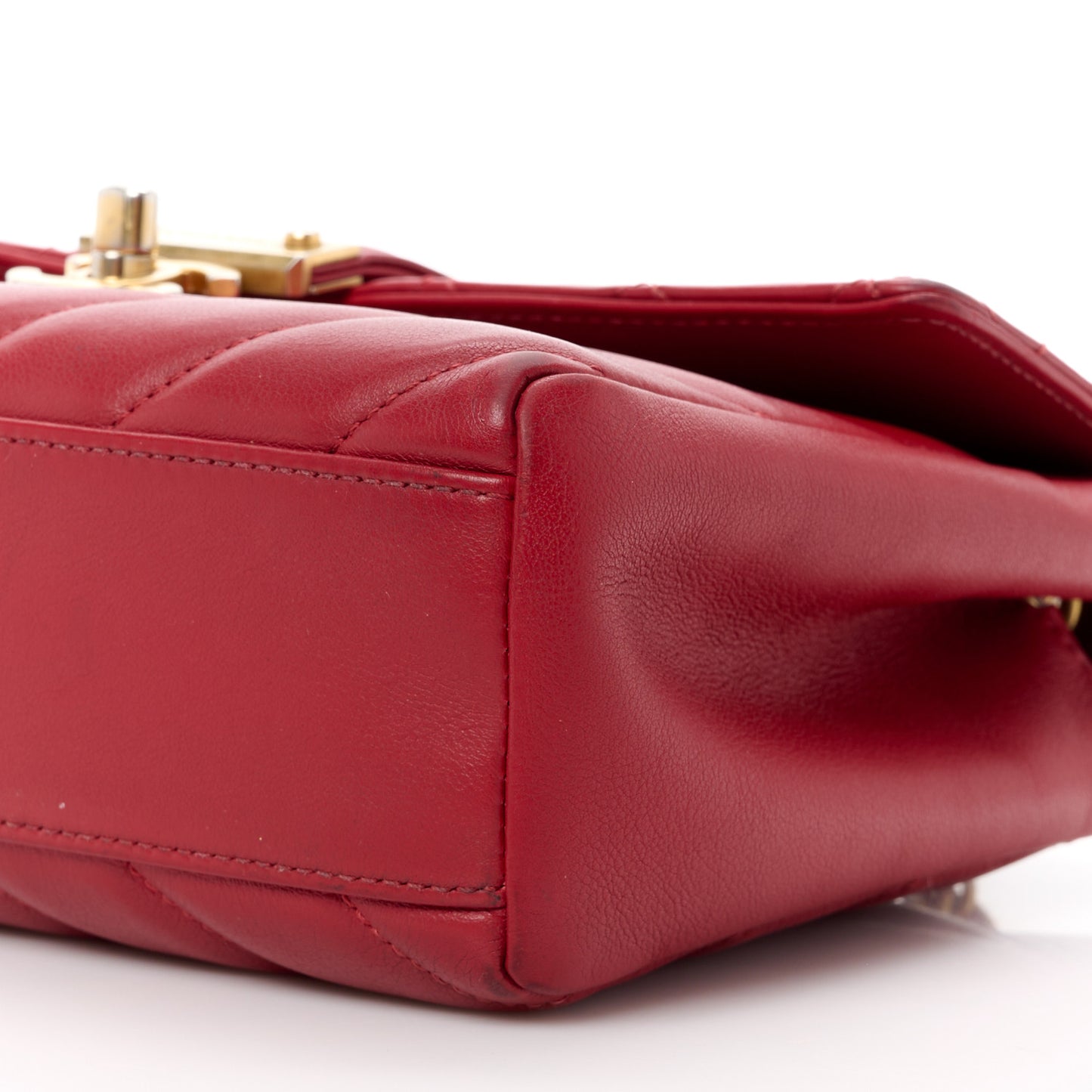 Calfskin Quilted Chevron In The City Bag Red