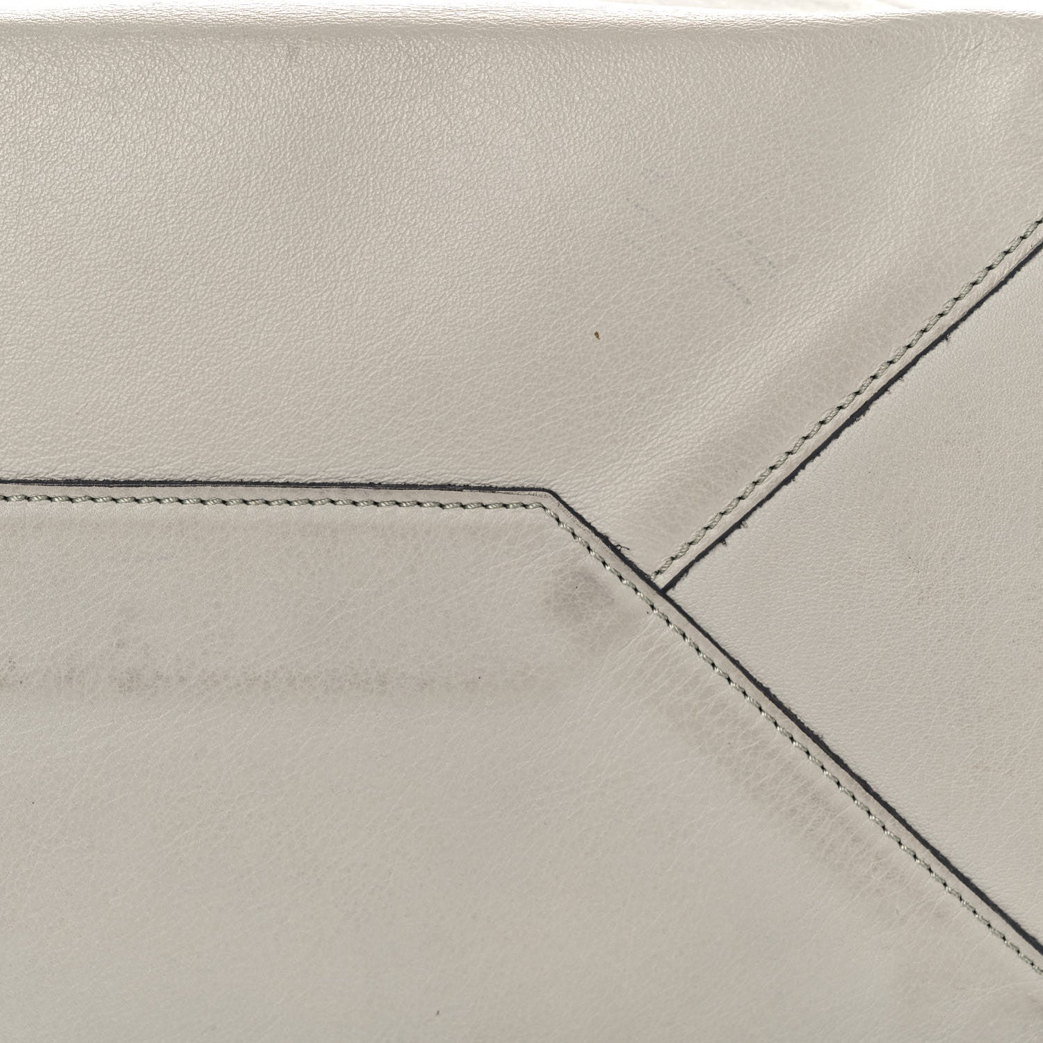 Balenciaga Veau Papier A4 Zip Around Tote Gray 19 of 32