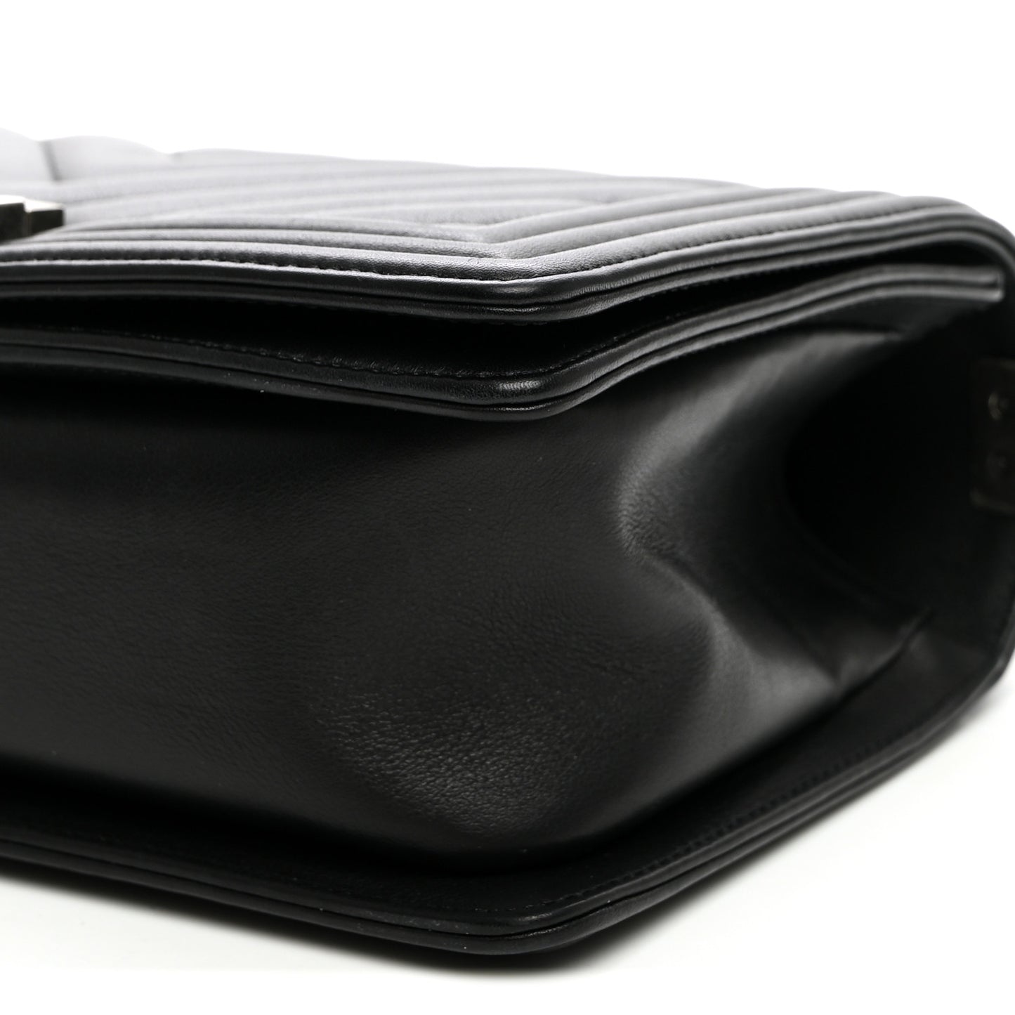 Calfskin Chevron Quilted Medium Boy Flap Black