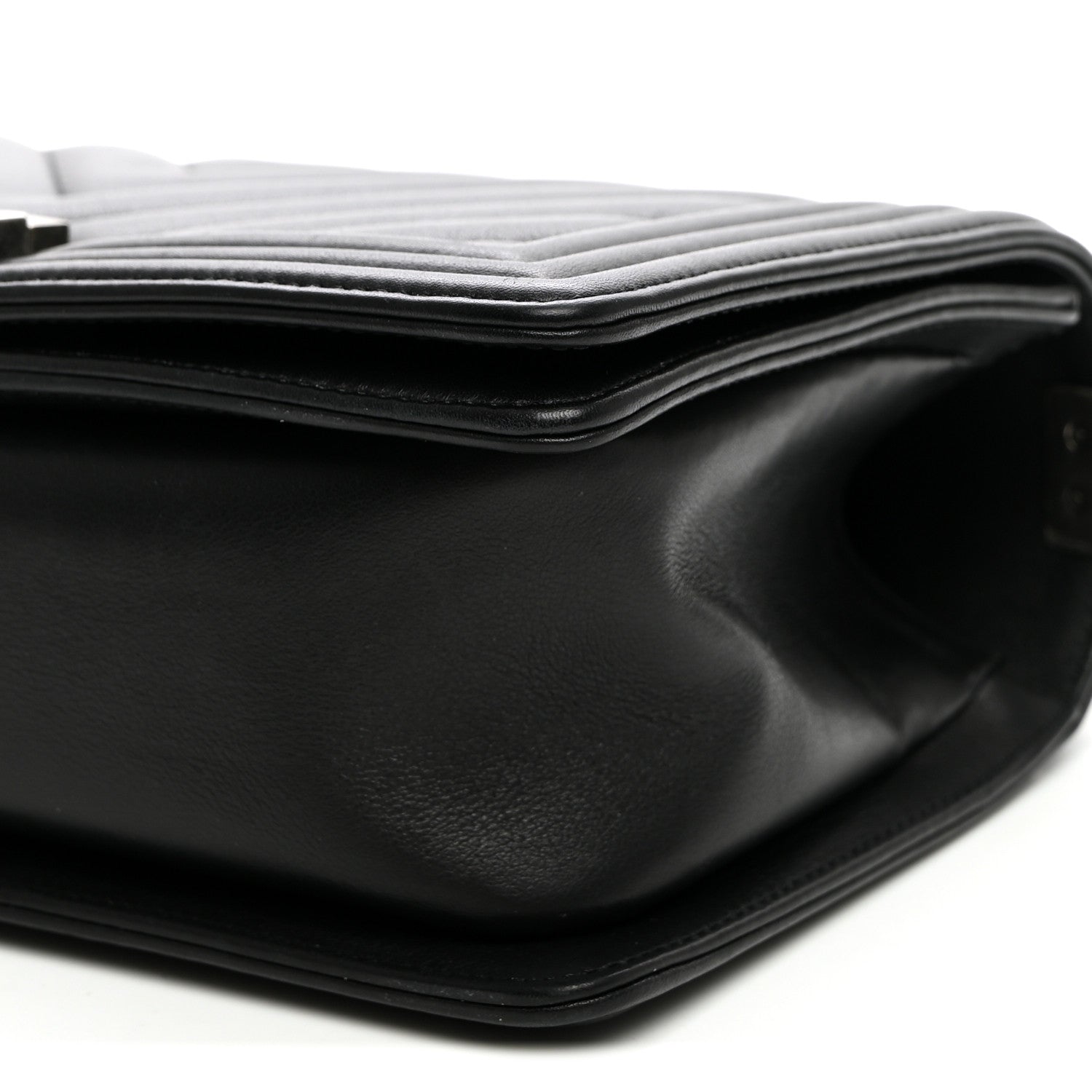 Chanel Calfskin Chevron Quilted Medium Boy Flap Black 10 of 10