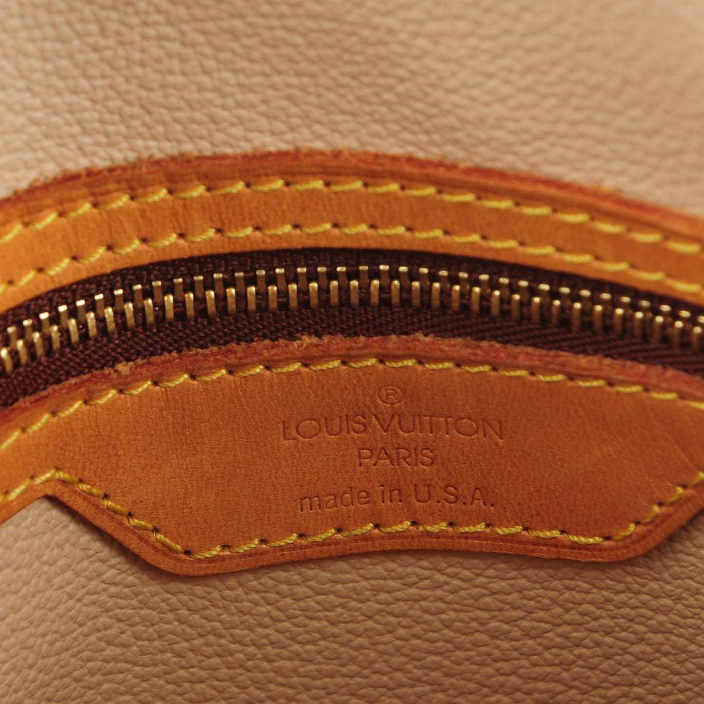 Monogram Petit Bucket 23