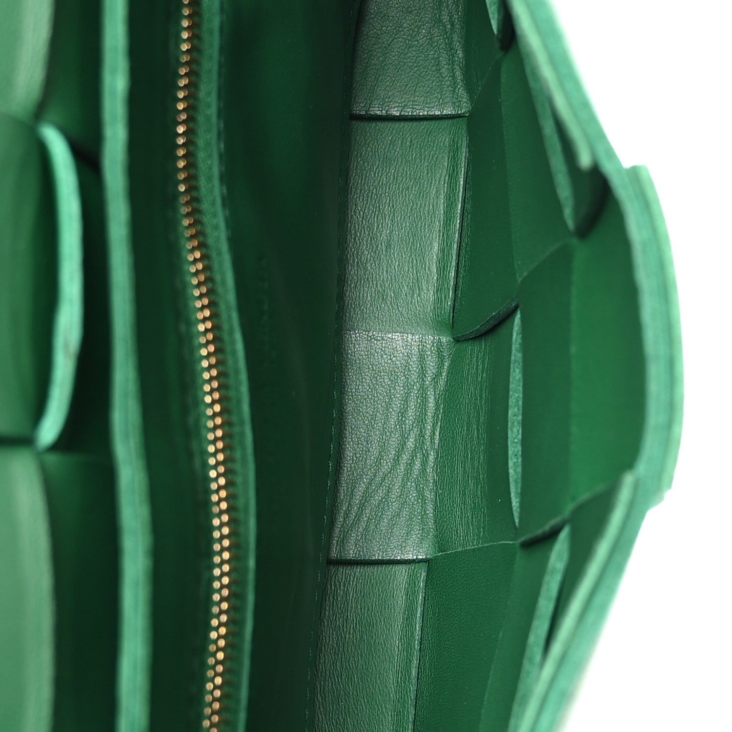 Bottega Veneta Lambskin Maxi Intrecciato Cassette Crossbody Bag Racing Green 5 of 10