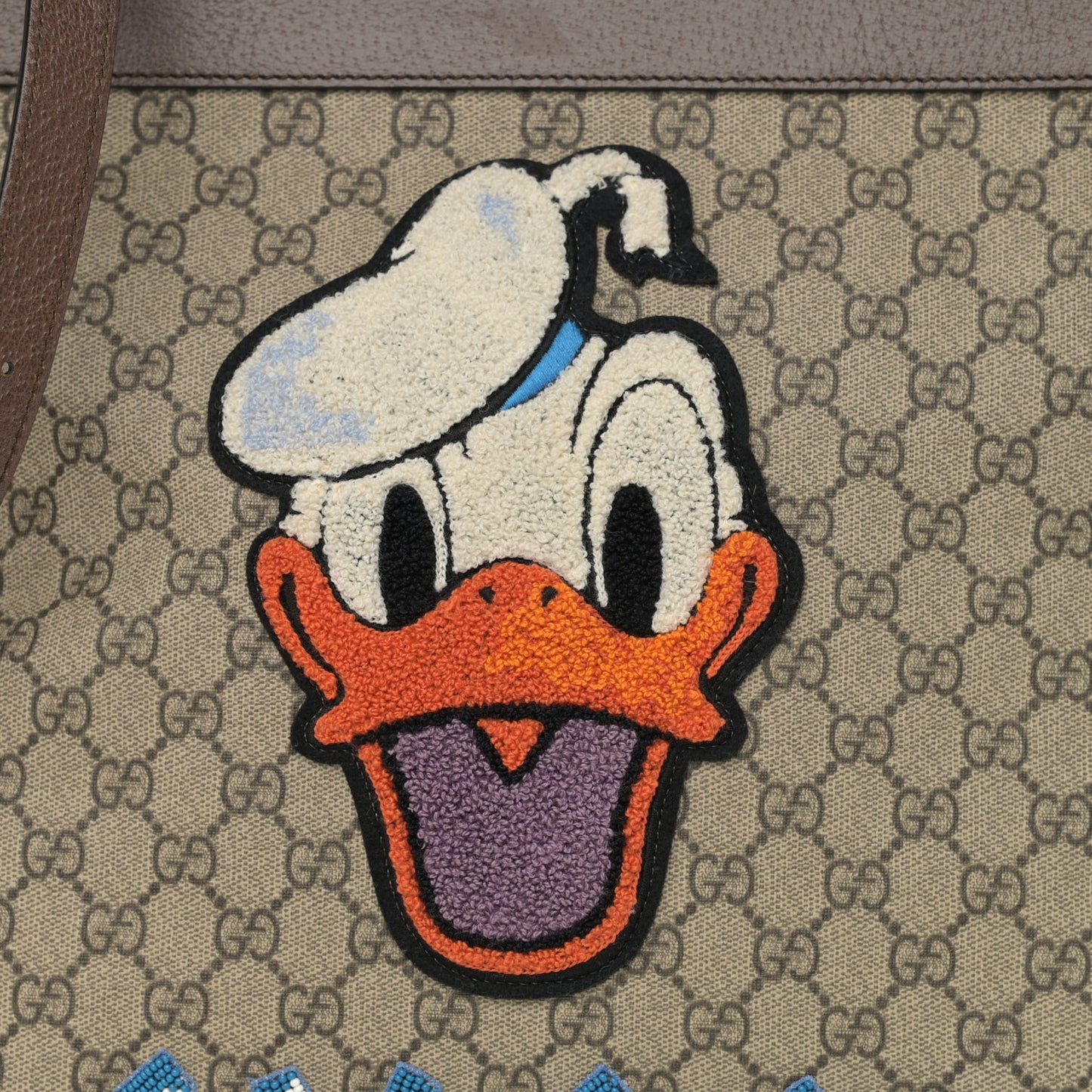 X DISNEY Soft GG Supreme Monogram Donald Duck Slip Handle Vertical Tote Beige New Acero