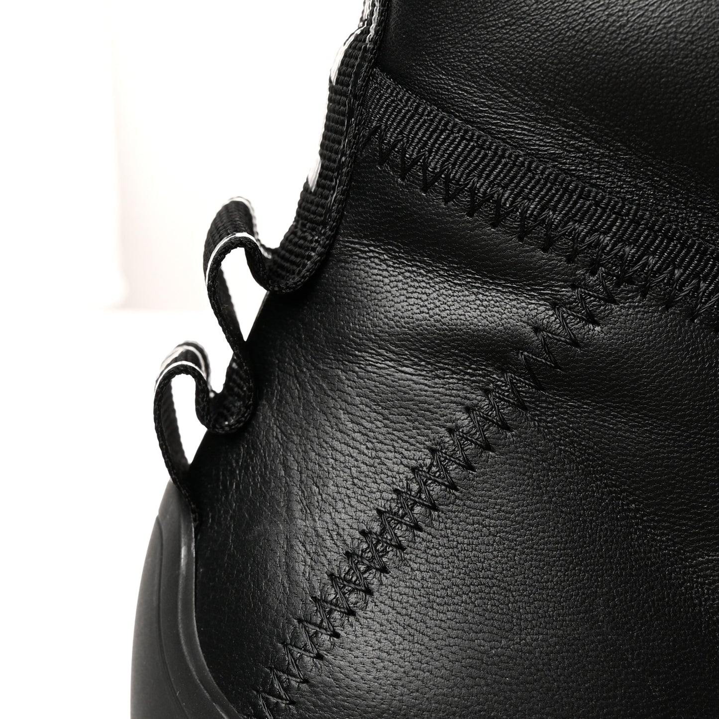 Vitello Logo Tape Promenade Ankle Boots 40 Black