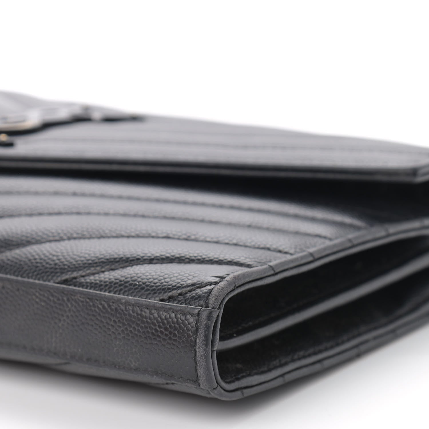 Saint Laurent Grain De Poudre Matelasse Chevron Monogram Chain Wallet Black 8 of 14