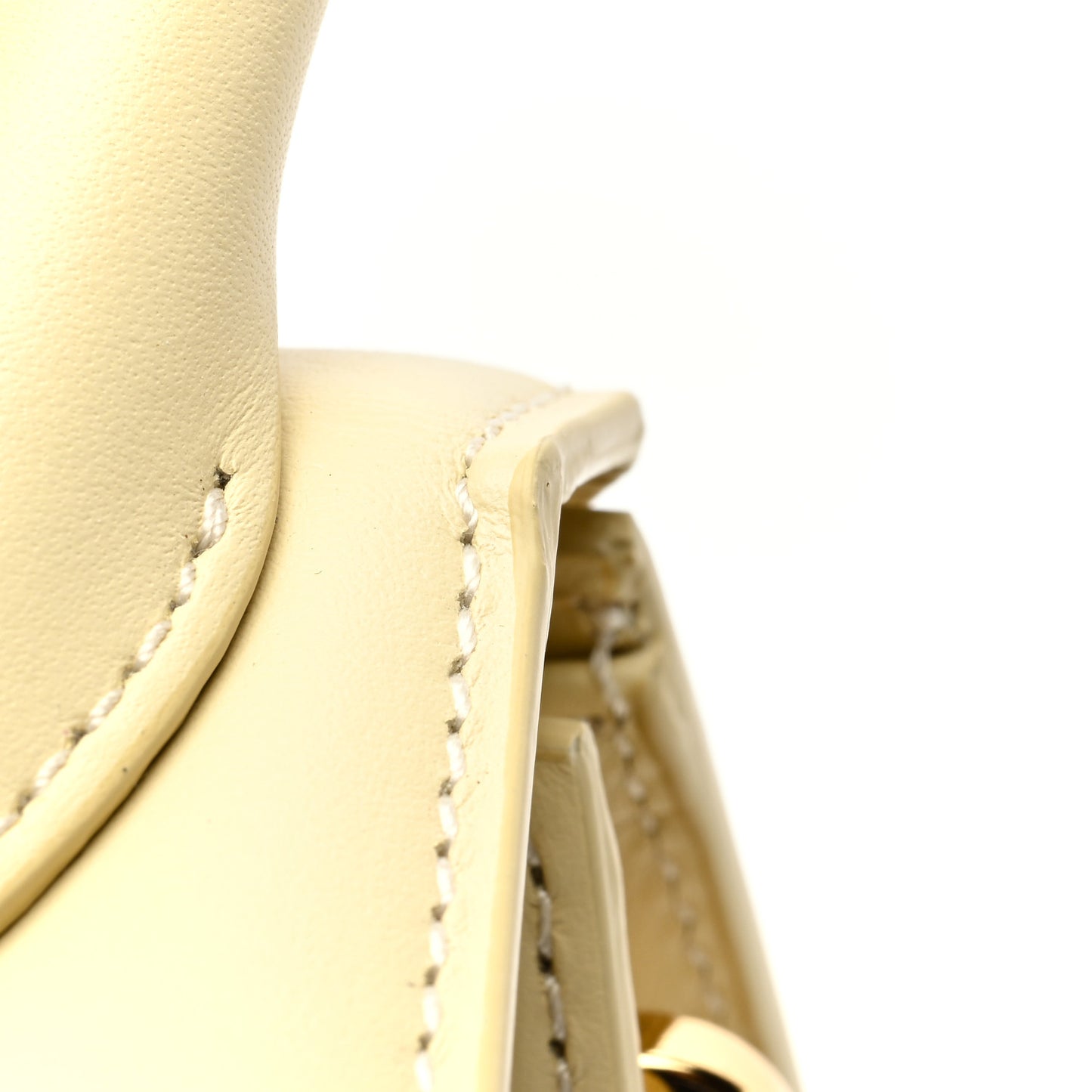 Smooth Calfskin Le Chiquito Ivory