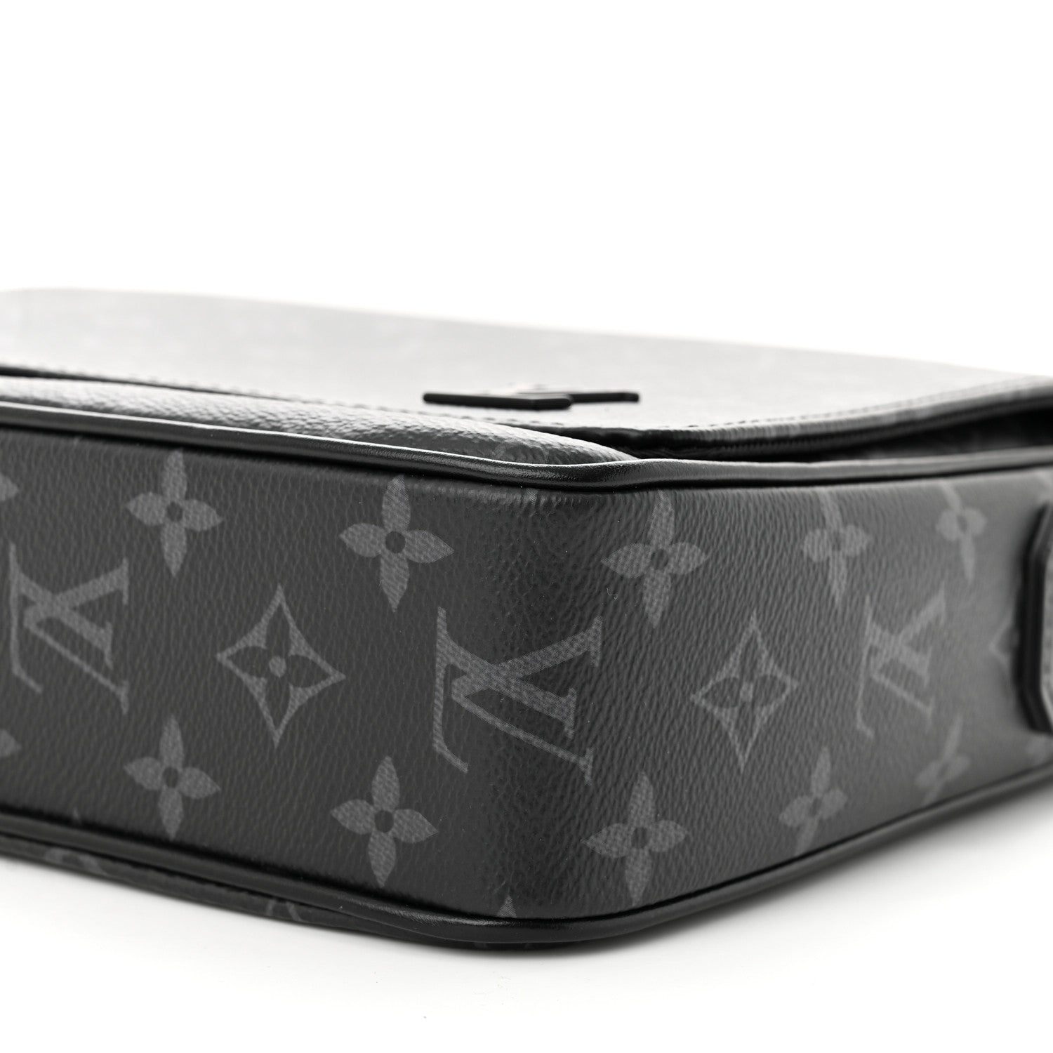 Louis Vuitton Monogram Eclipse District PM NM 9 of 10