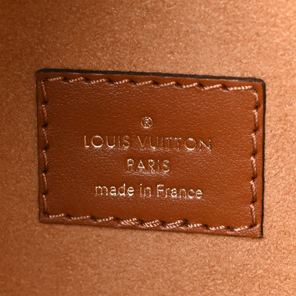 Louis Vuitton Mahina On My Side Arizona 6 of 9