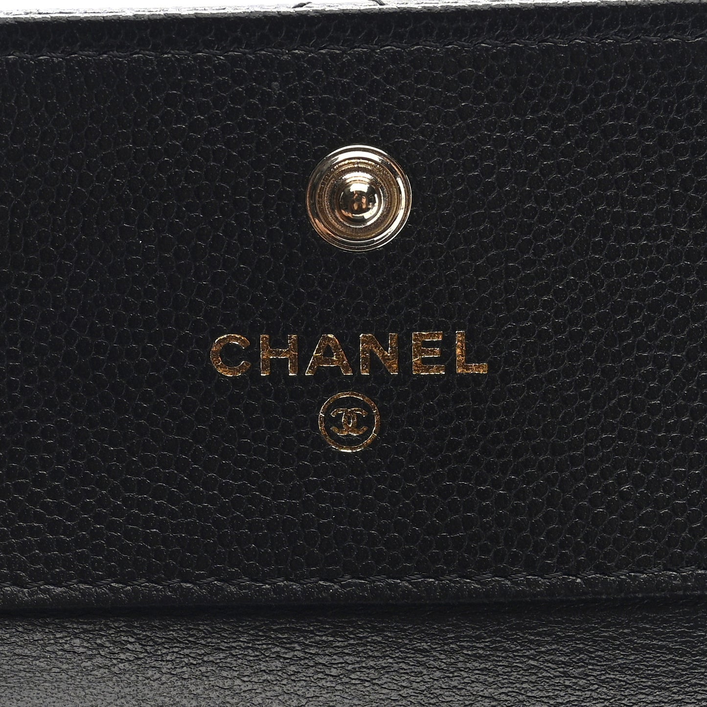 Caviar Quilted Chain Embossed Compact Flap Wallet Black