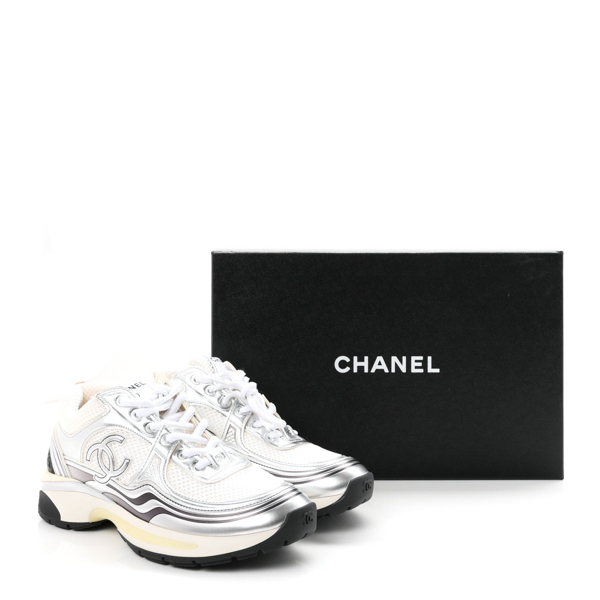 Chanel Fabric Laminated Calfskin Stretch CC Womens Sneakers 38 White Silver 10 of 10