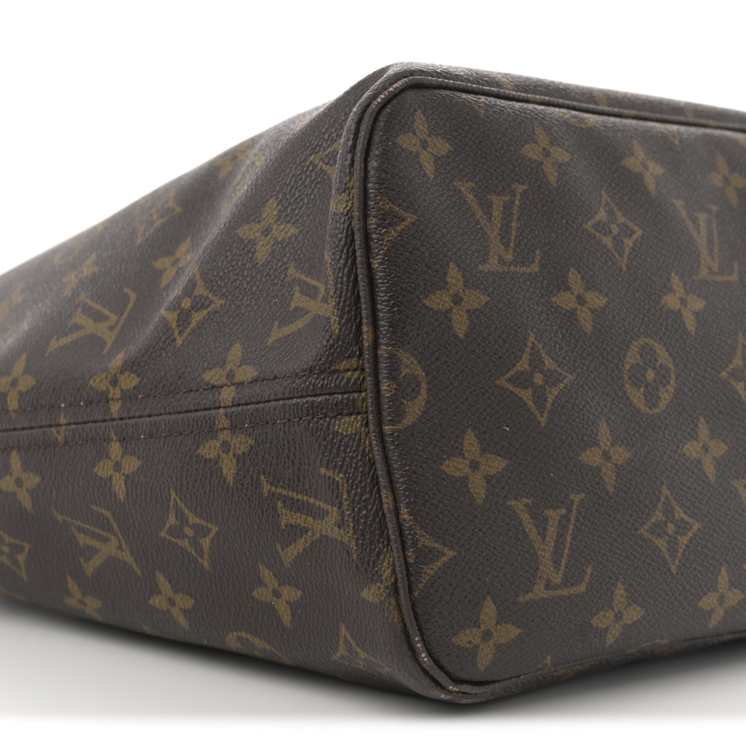 Louis Vuitton Monogram Neverfull MM 15 of 33