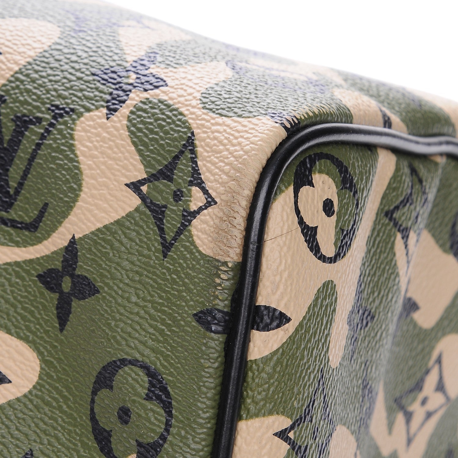 Louis Vuitton Monogramouflage Speedy 35 8 of 8