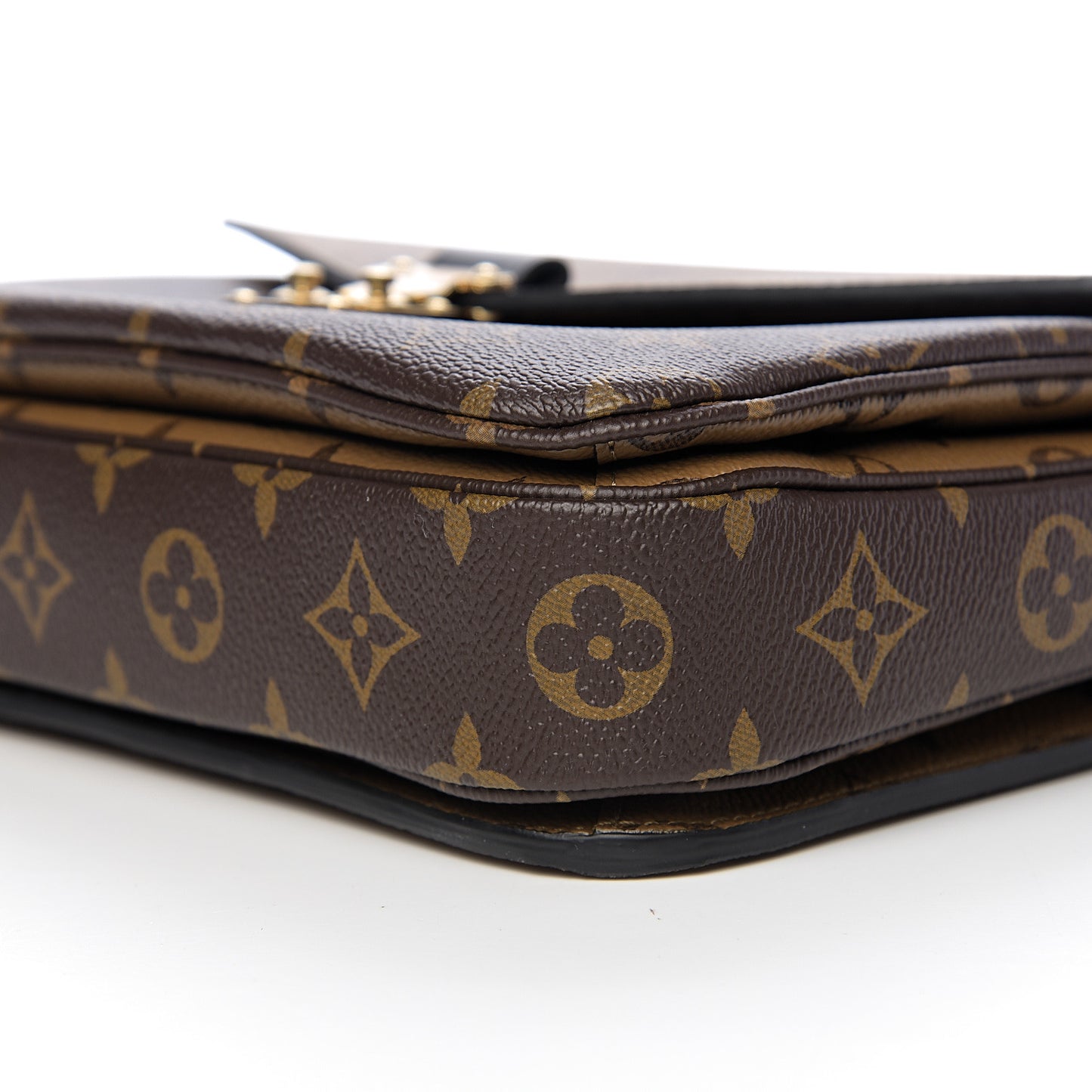 Reverse Monogram Pochette Metis