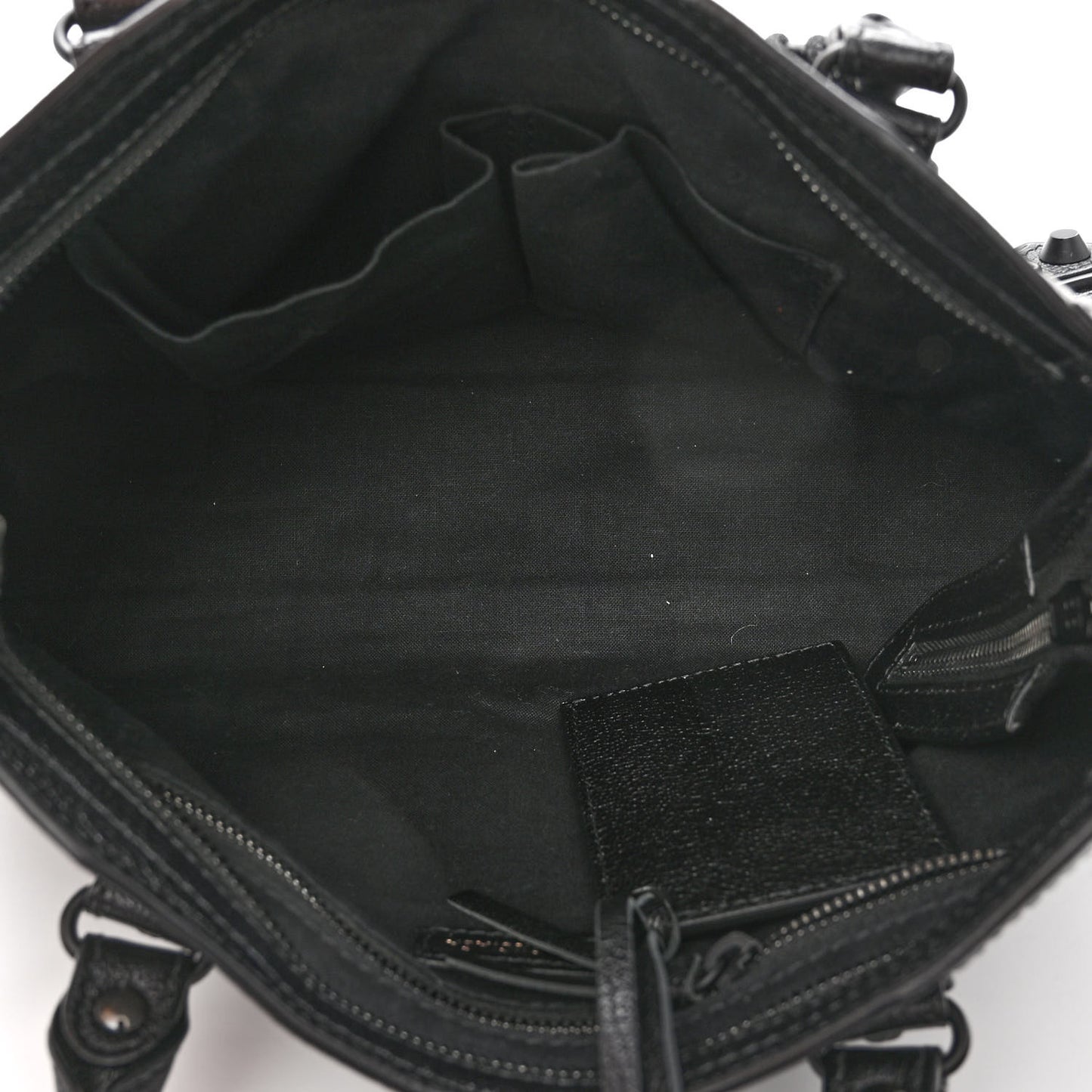 Chevre Black Metallic Edge Hardware S City Black