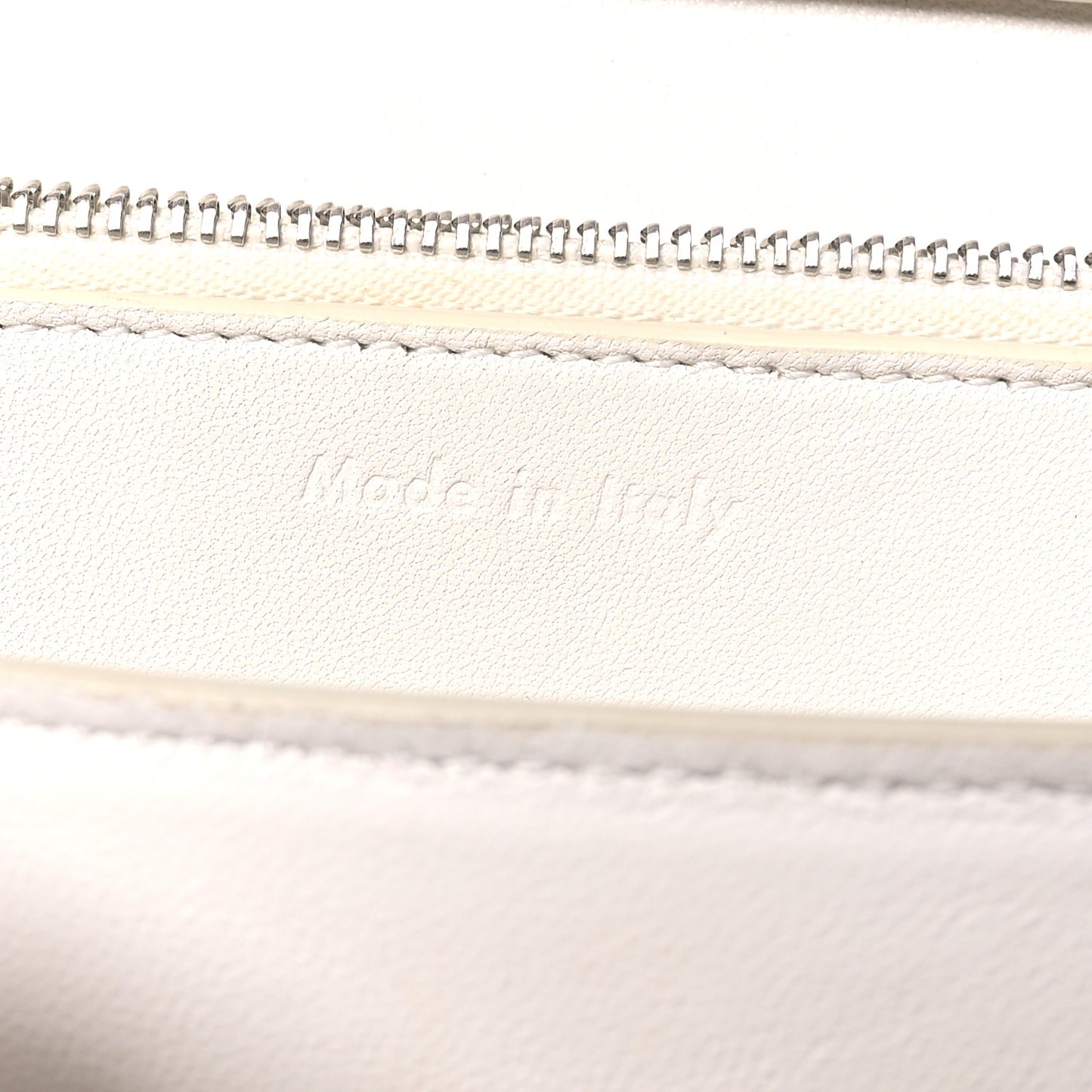 Liege Calfskin Medium Classic Box Flap Bag White