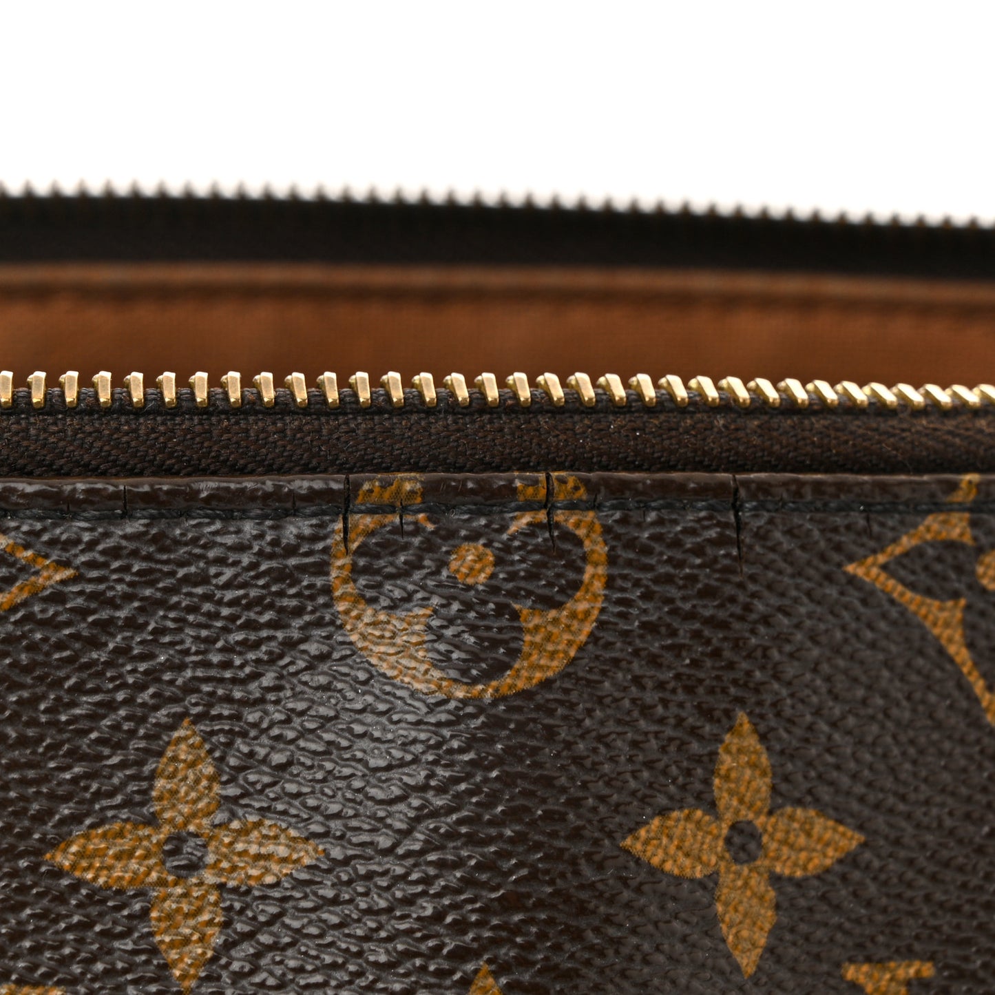 Monogram Totally PM