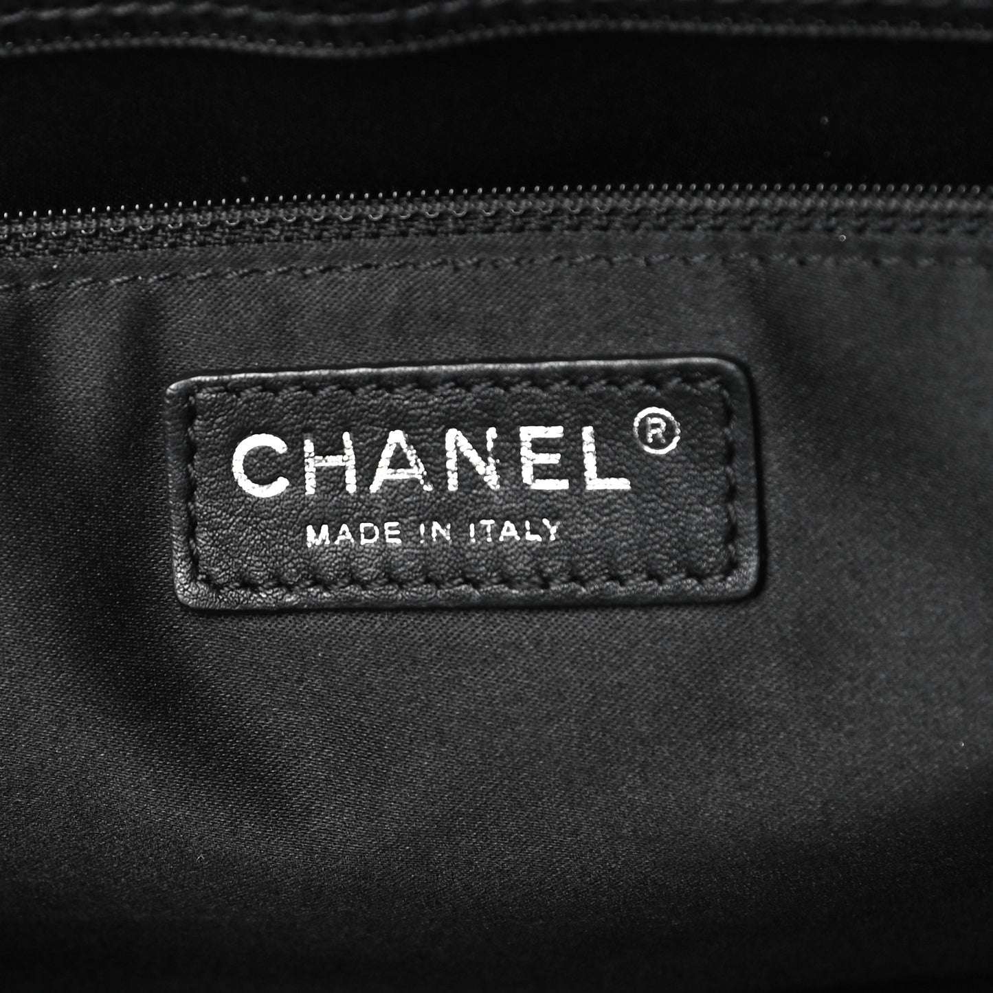 Caviar Quilted Grand Shopping Tote GST Black