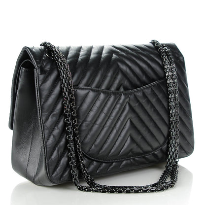 Chanel Aged Calfskin Chevron 2.55 Reissue 226 So Black 3 of 9