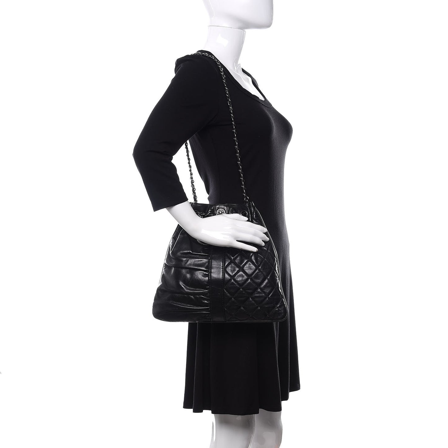 Lambskin Quilted Pile Ou Face Drawstring Bag Black