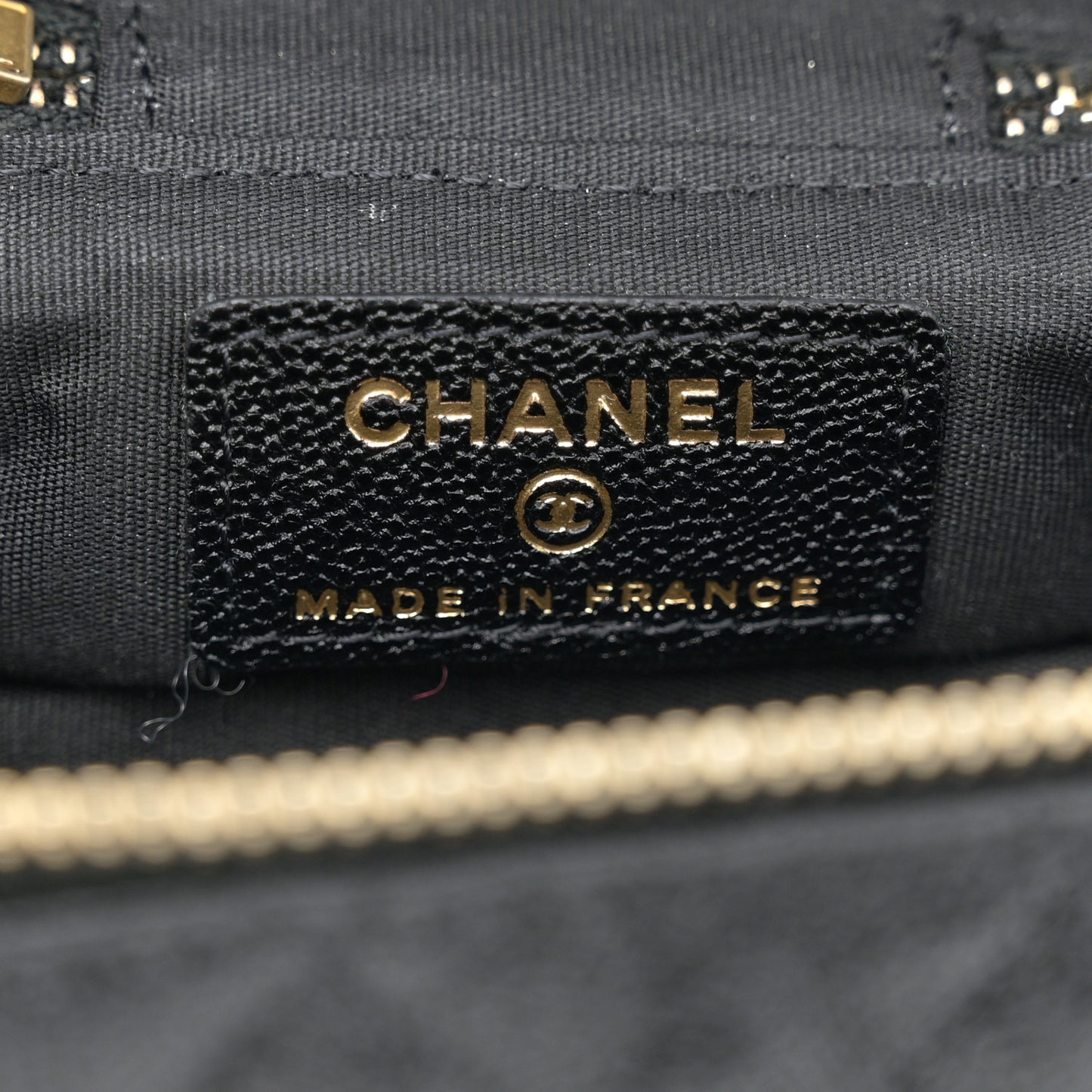 Caviar Quilted Mini Top Handle Vanity With Chain Black