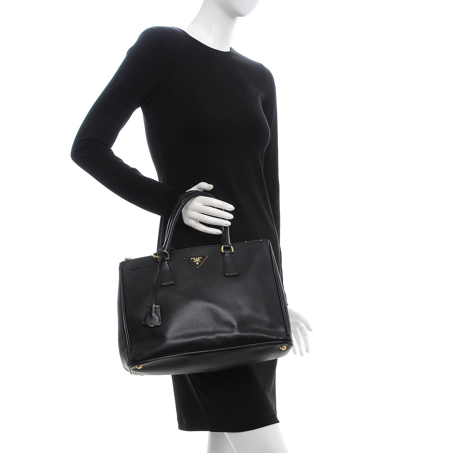 Saffiano Medium Galleria Double Zip Tote Black