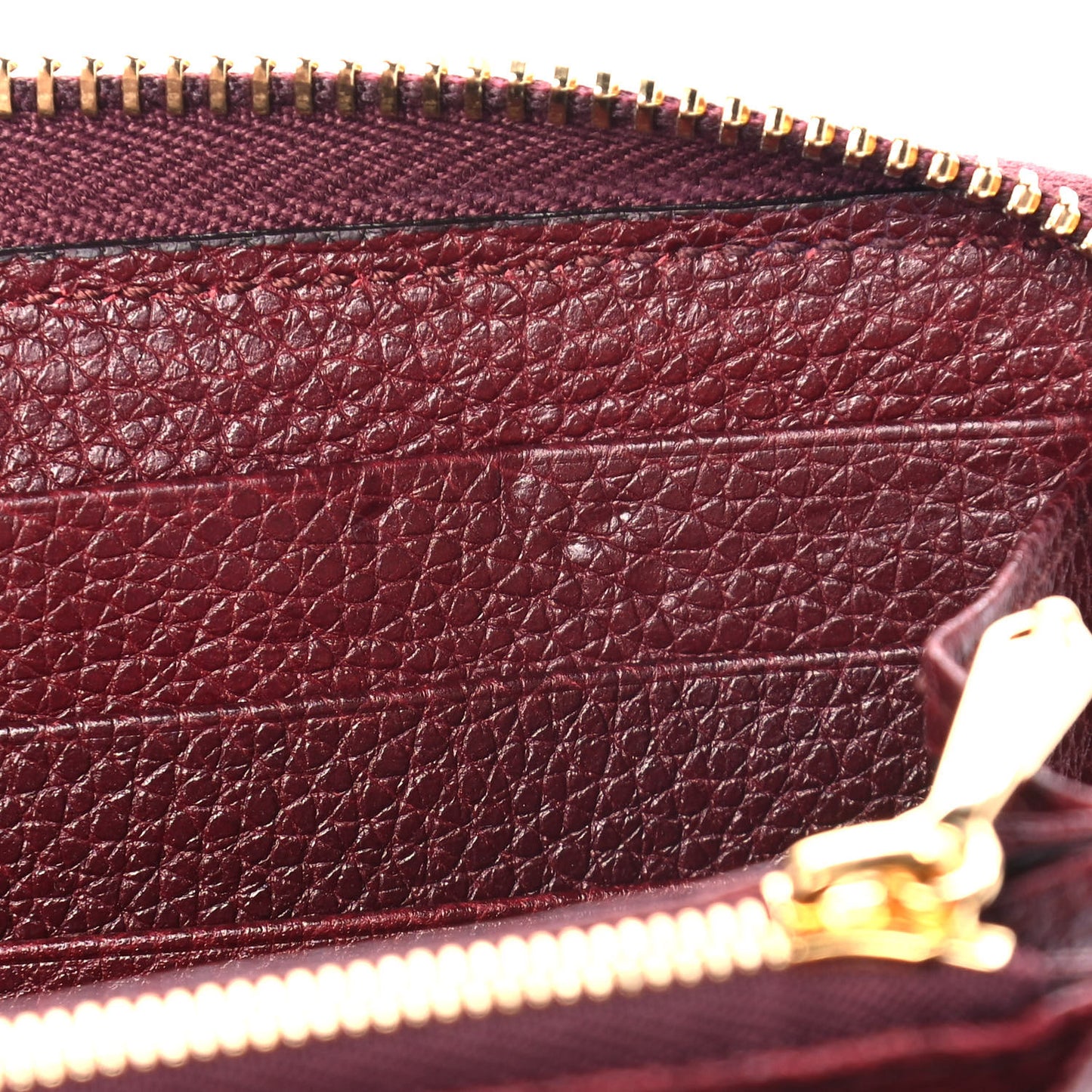 Grainy Calfskin Zumi Zip Around Wallet Vintage Bordeaux