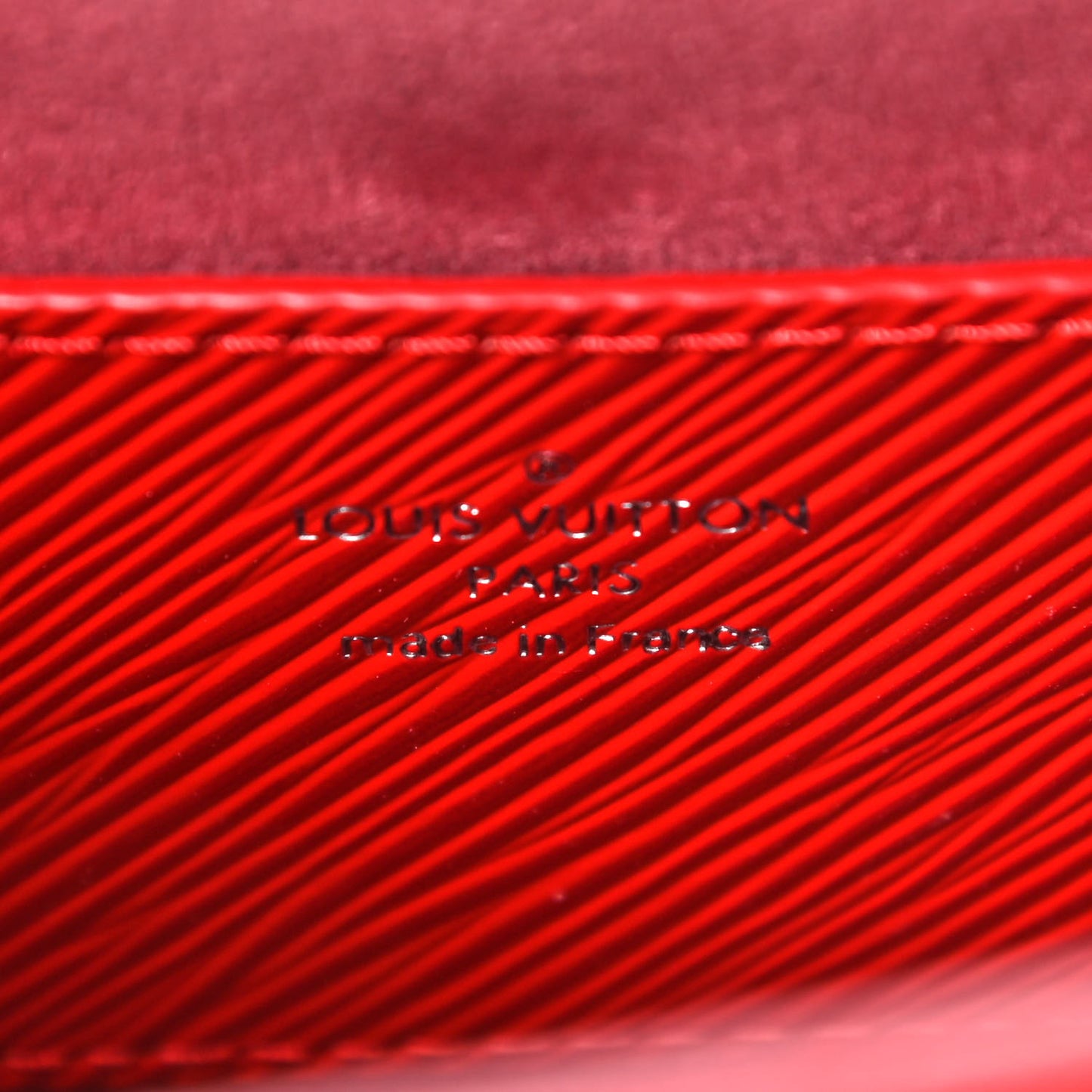 Epi Twist Shoulder Bag MM Coquelicot