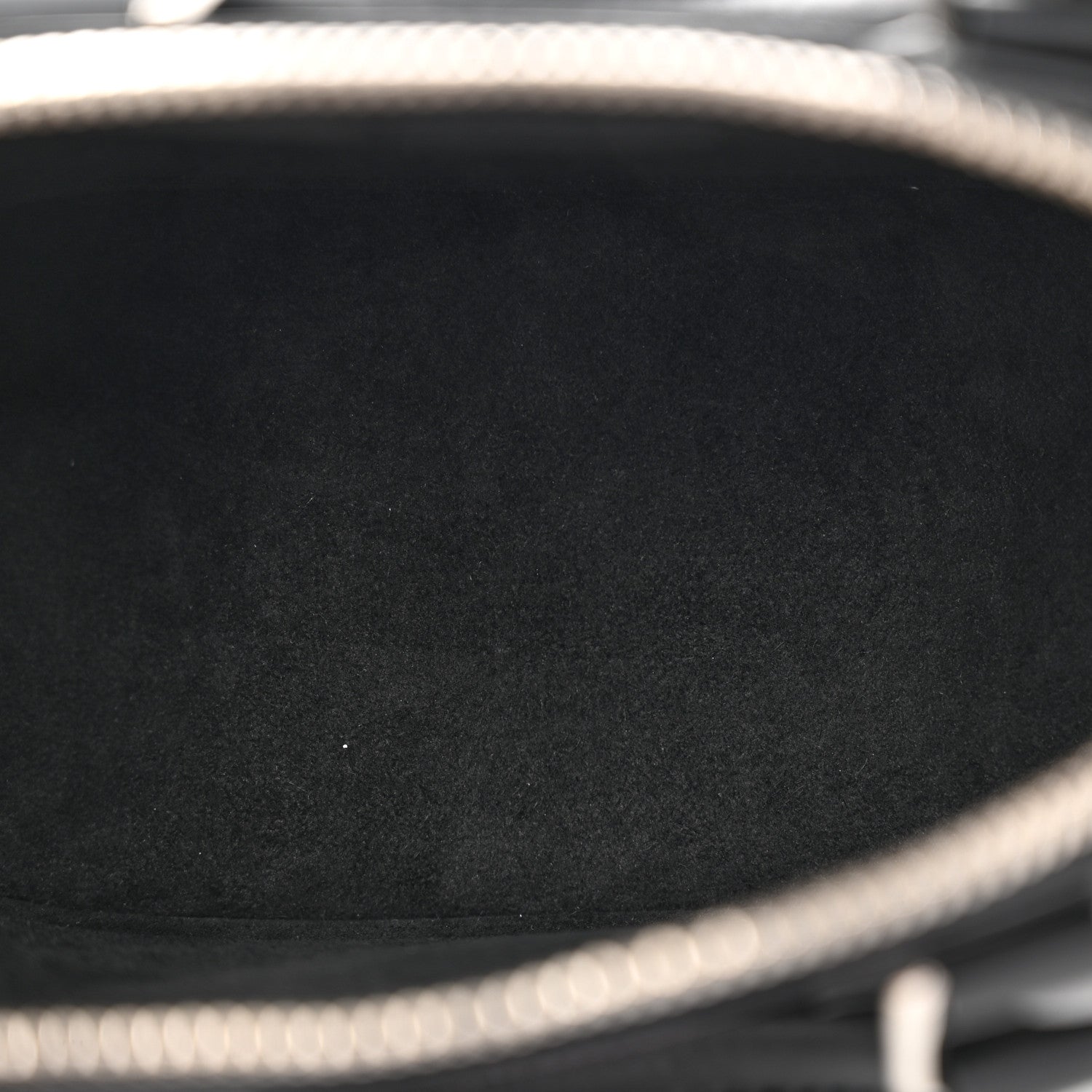 Louis Vuitton Epi Alma Nano Black 5 of 11