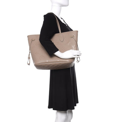 Louis Vuitton Empreinte Monogram Giant Neverfull MM Tourterelle 2 of 10
