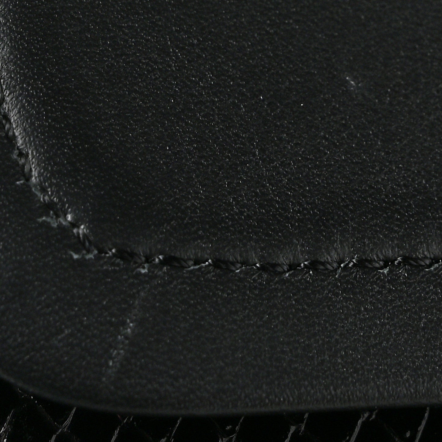 Snakeskin Medium Double Flap Black Pink