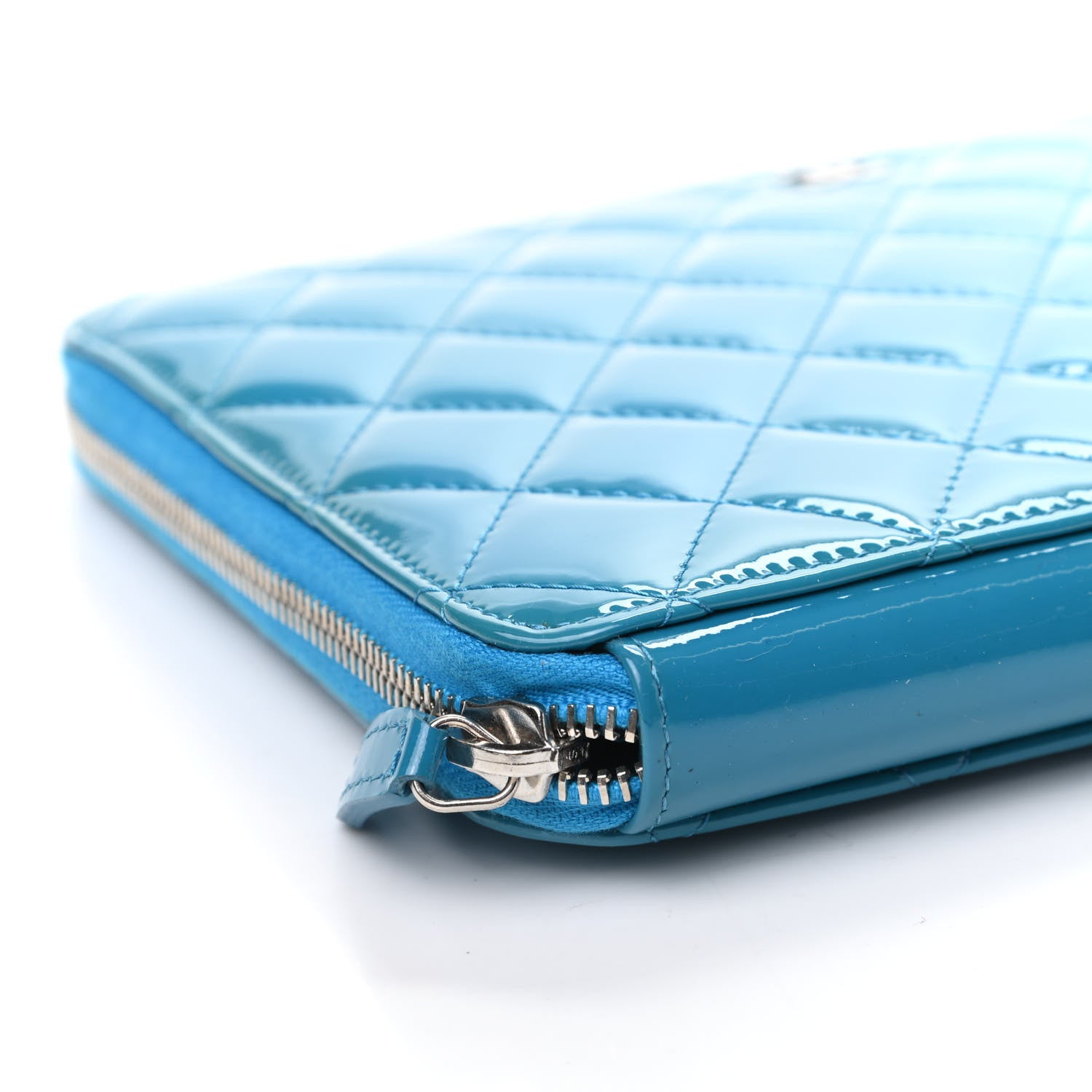 Chanel Patent Calfskin Quilted Zipped Clutch Blue 7 of 8